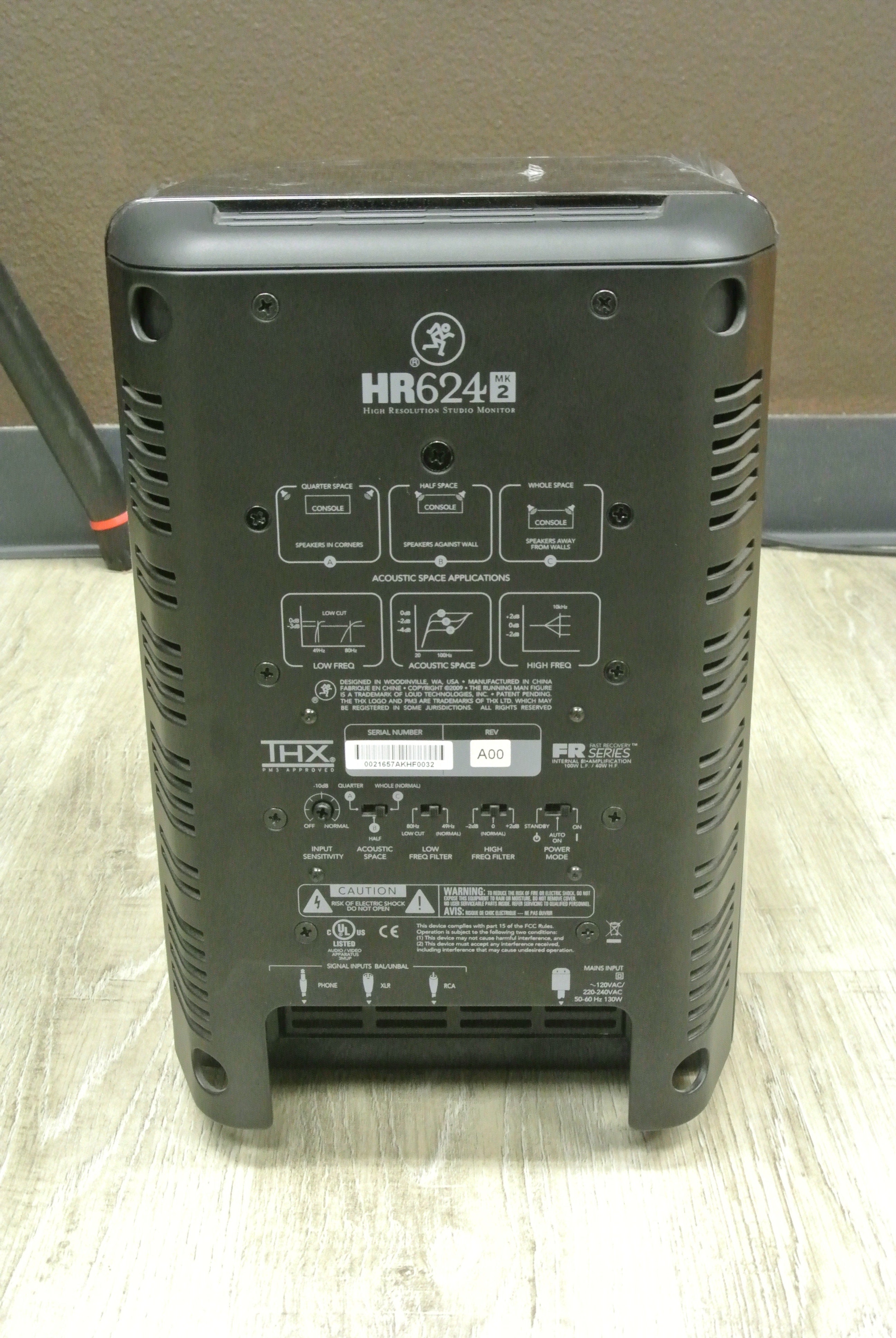 Mackie HR624mk2 6.7" 2-Way 140W Active Studio Monitor (Open Box)