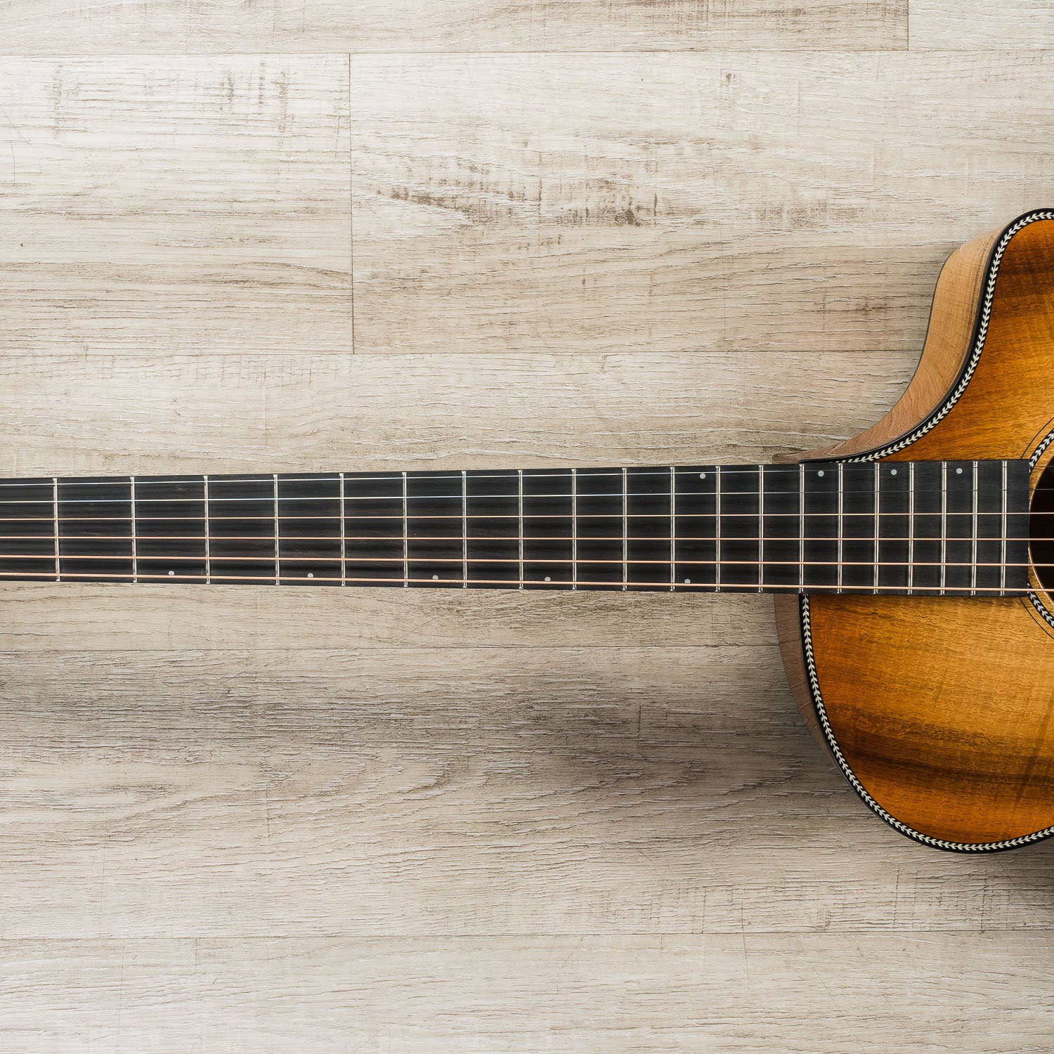Breedlove Oregon Concert CE Acoustic Electric Guitar, Myrtlewood w/ Cinnamon Burst