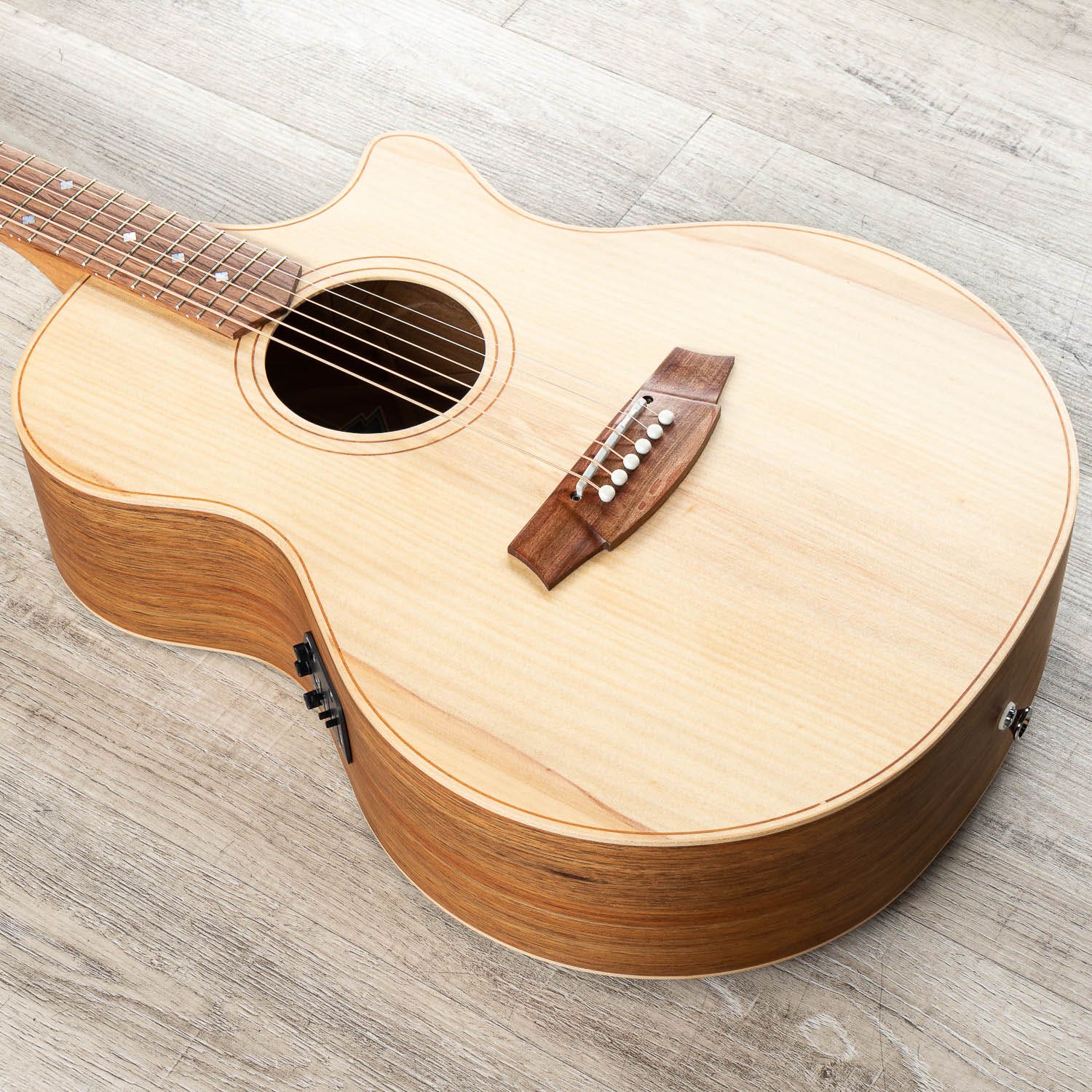 Cole Clark Angel 2 Series AN2EC-BB Acoustic-Electric Guitar, Bunya Top with Tasmanian Blackwood Back/Sides, Hard Case