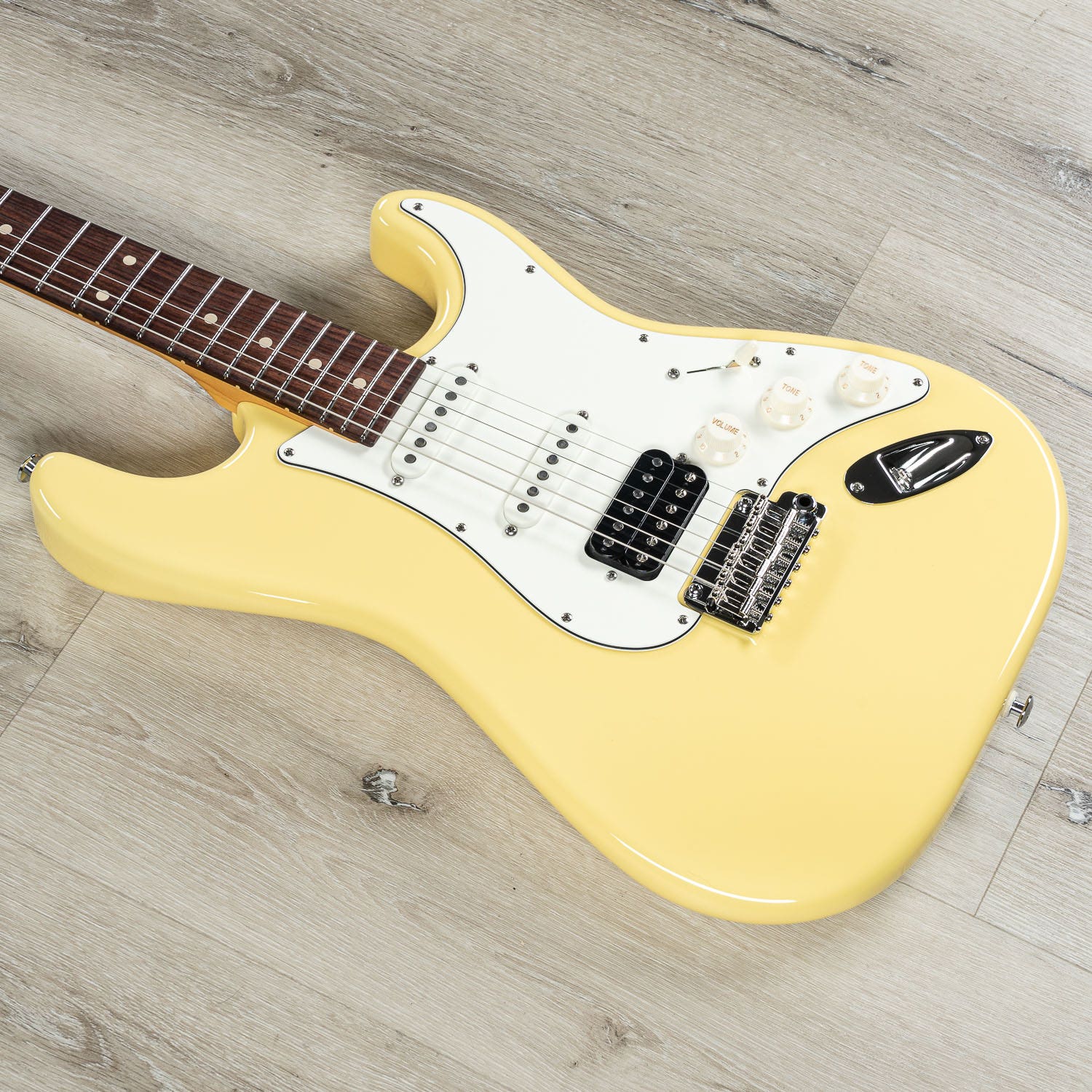 Suhr Classic S Electric Guitar, HSS, Indian Rosewood Fingerboard, SSCII, Deluxe Padded Gig Bag - Vintage Yellow