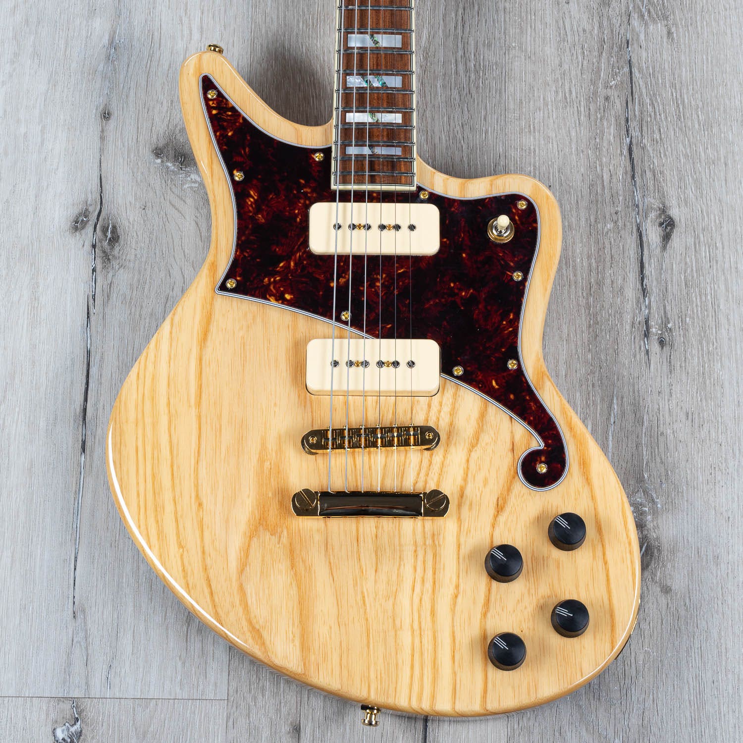 D'Angelico Deluxe Bedford Solidbody Electric Guitar, Hard Case - Natural Swamp Ash with P-90s
