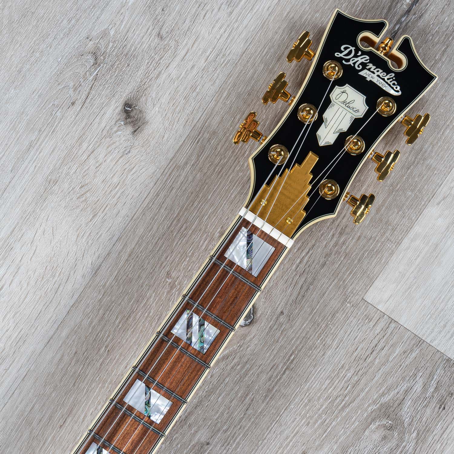 D'Angelico Deluxe Bedford Solidbody Electric Guitar, Hard Case - Natural Swamp Ash with P-90s