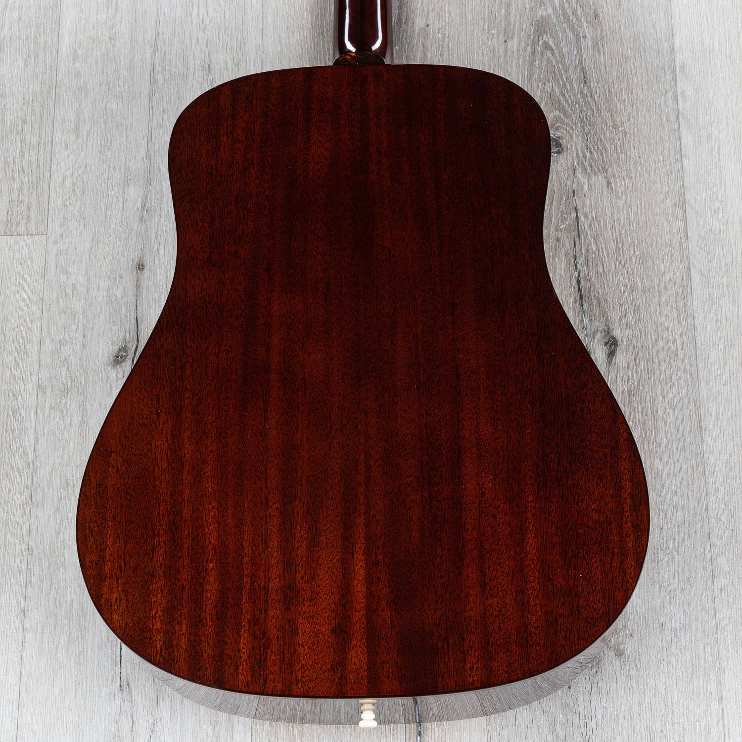Guild D-40 Traditional Dreadnought Acoustic Guitar, Solid Sitka Spruce Top (B-STOCK)