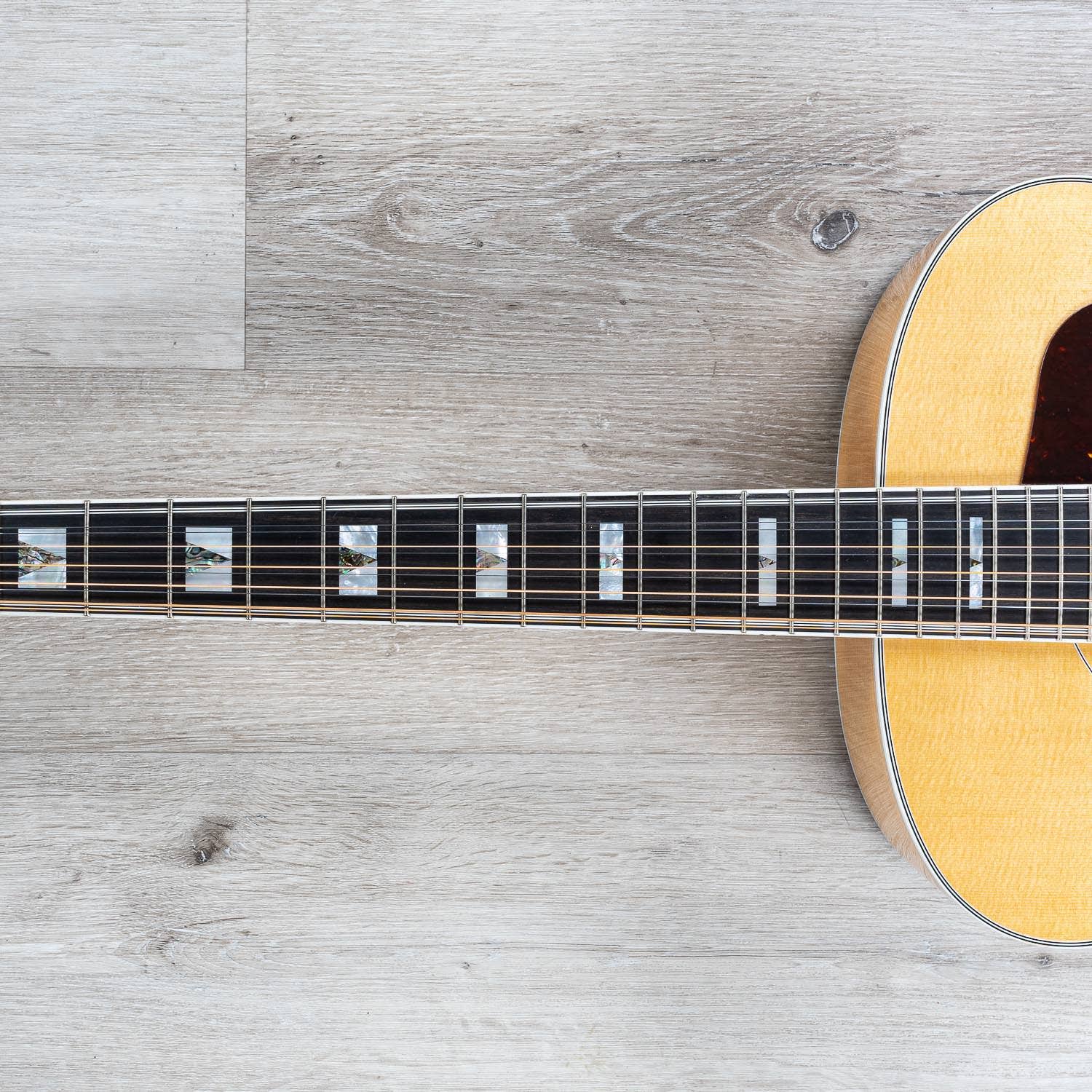 Guild F-512E Flame Maple Jumbo 12-String Acoustic Electric Guitar, Natural (B-STOCK)