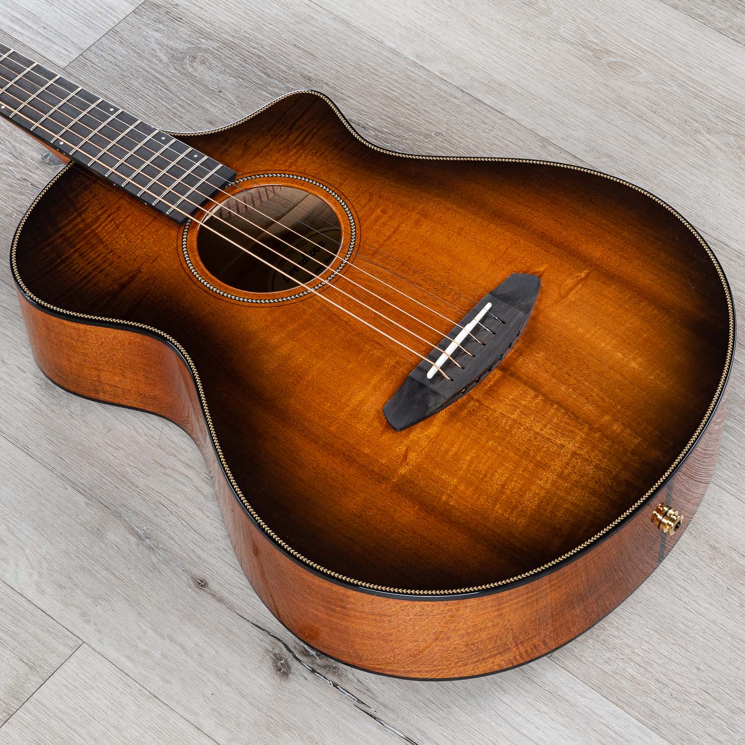 Breedlove Concertina Bourbon CE Acoustic Electric Guitar, Myrtlewood (B-STOCK)