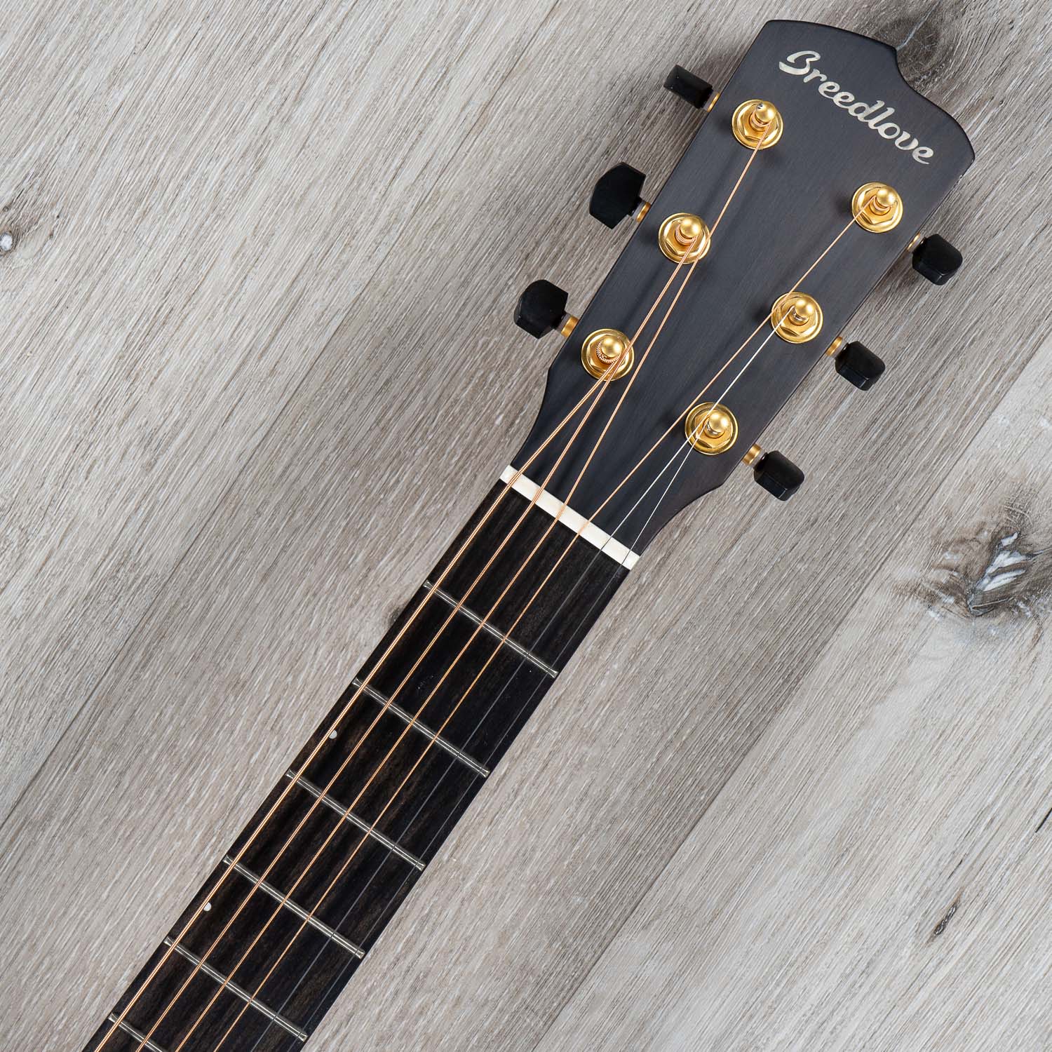 Breedlove Concertina Bourbon CE Acoustic Electric Guitar, Myrtlewood (B-STOCK)