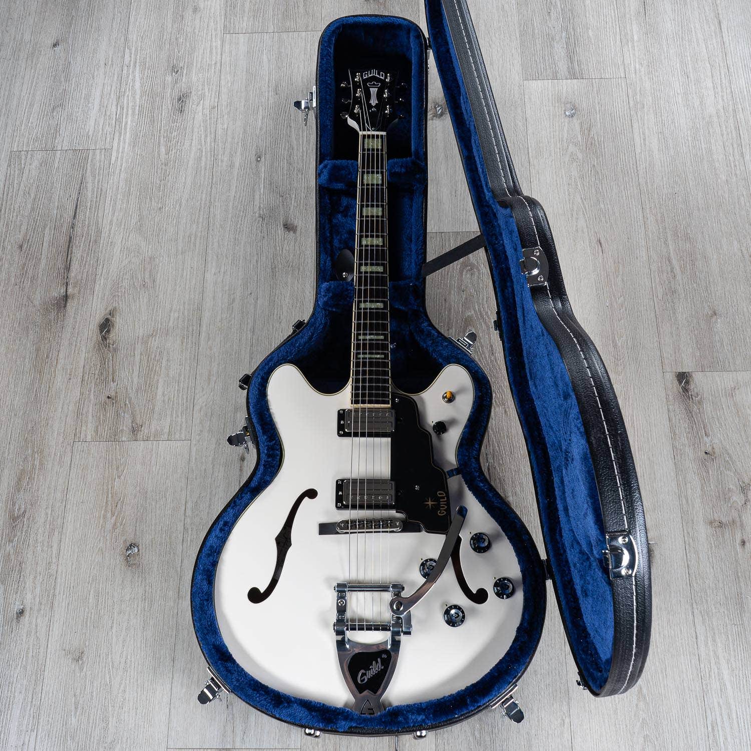 Guild Starfire V Semi-Hollow Electric Guitar, Guild Vibrato Tailpiece, Ebony Fretboard, Hardshell Case - White