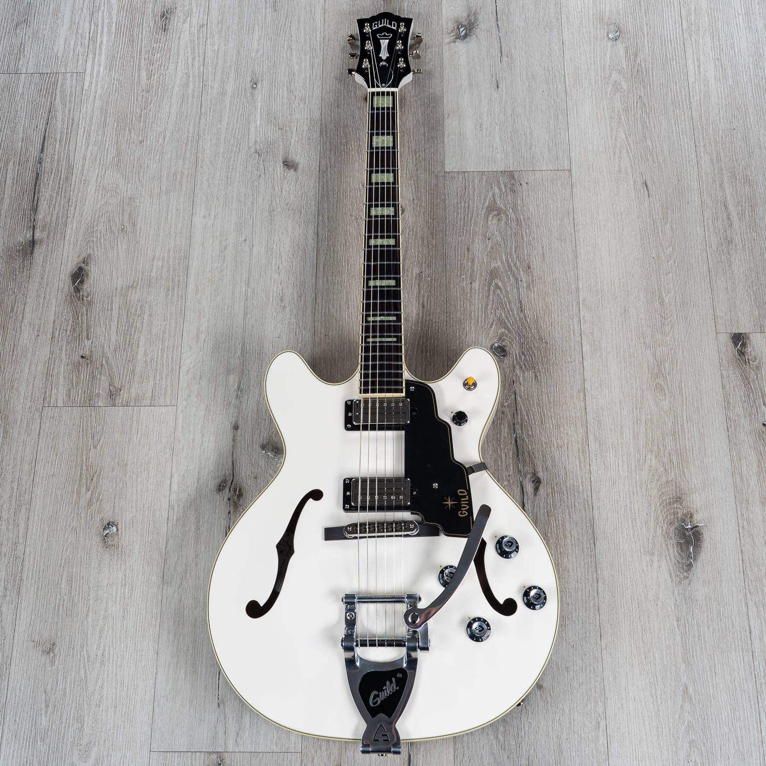 Guild Starfire V Semi-Hollow Electric Guitar, Guild Vibrato Tailpiece, Ebony Fretboard, Hardshell Case - White