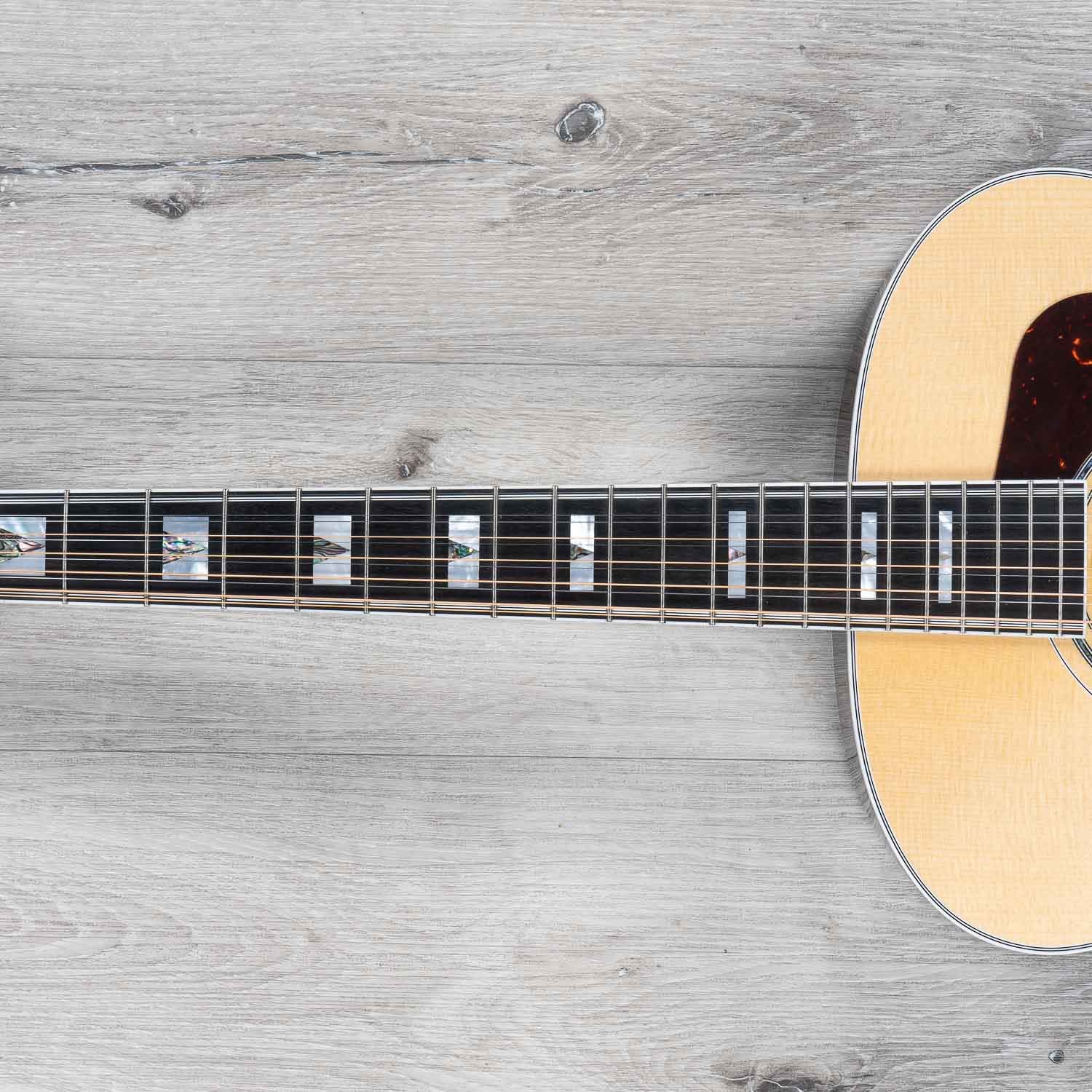 Guild F-512 12-String Acoustic Guitar, Ebony Fingerboard, Hard Case - Natural