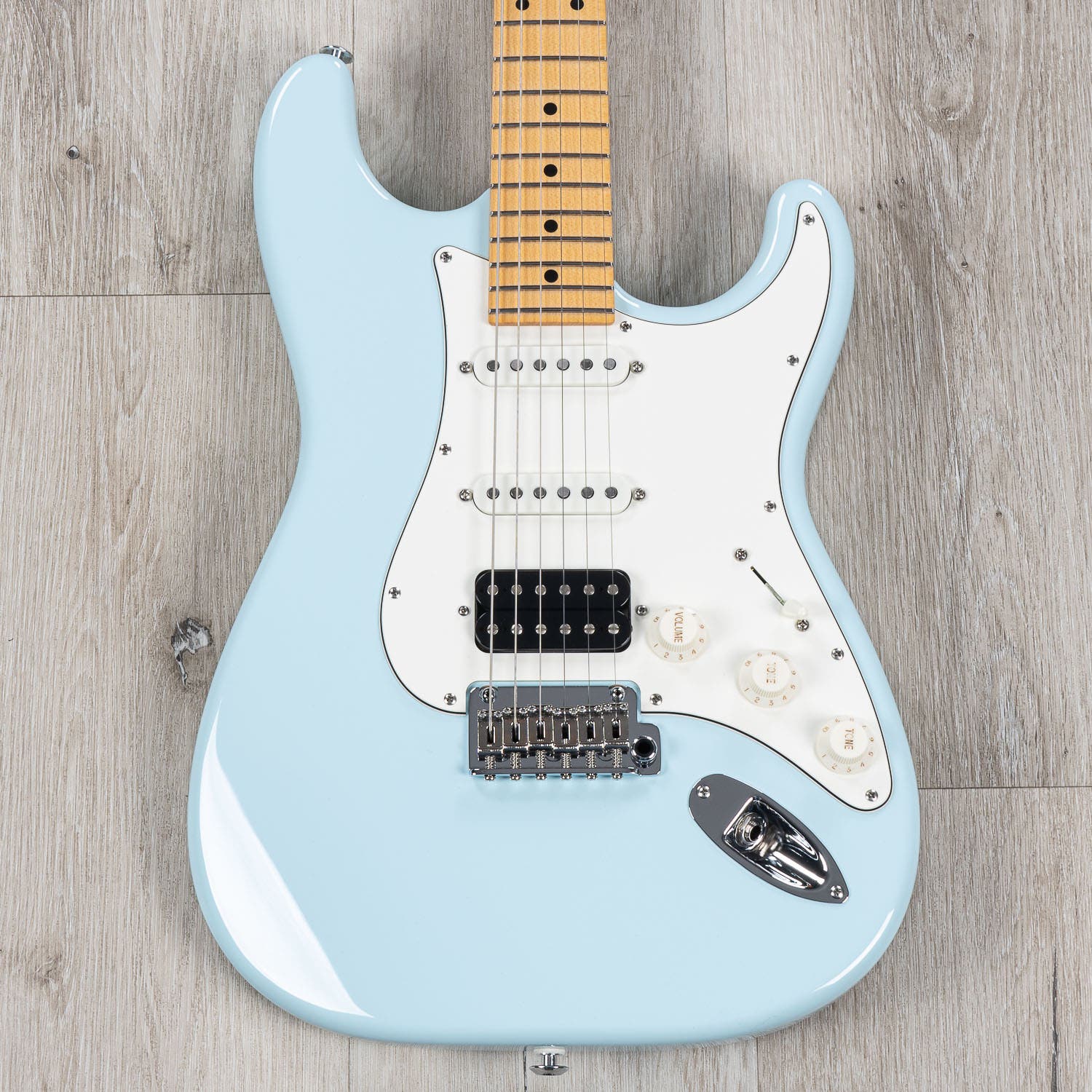 Suhr Classic S HSS Electric Guitar, Maple Fingerboard, SSCII, Deluxe Padded Gig Bag - Sonic Blue