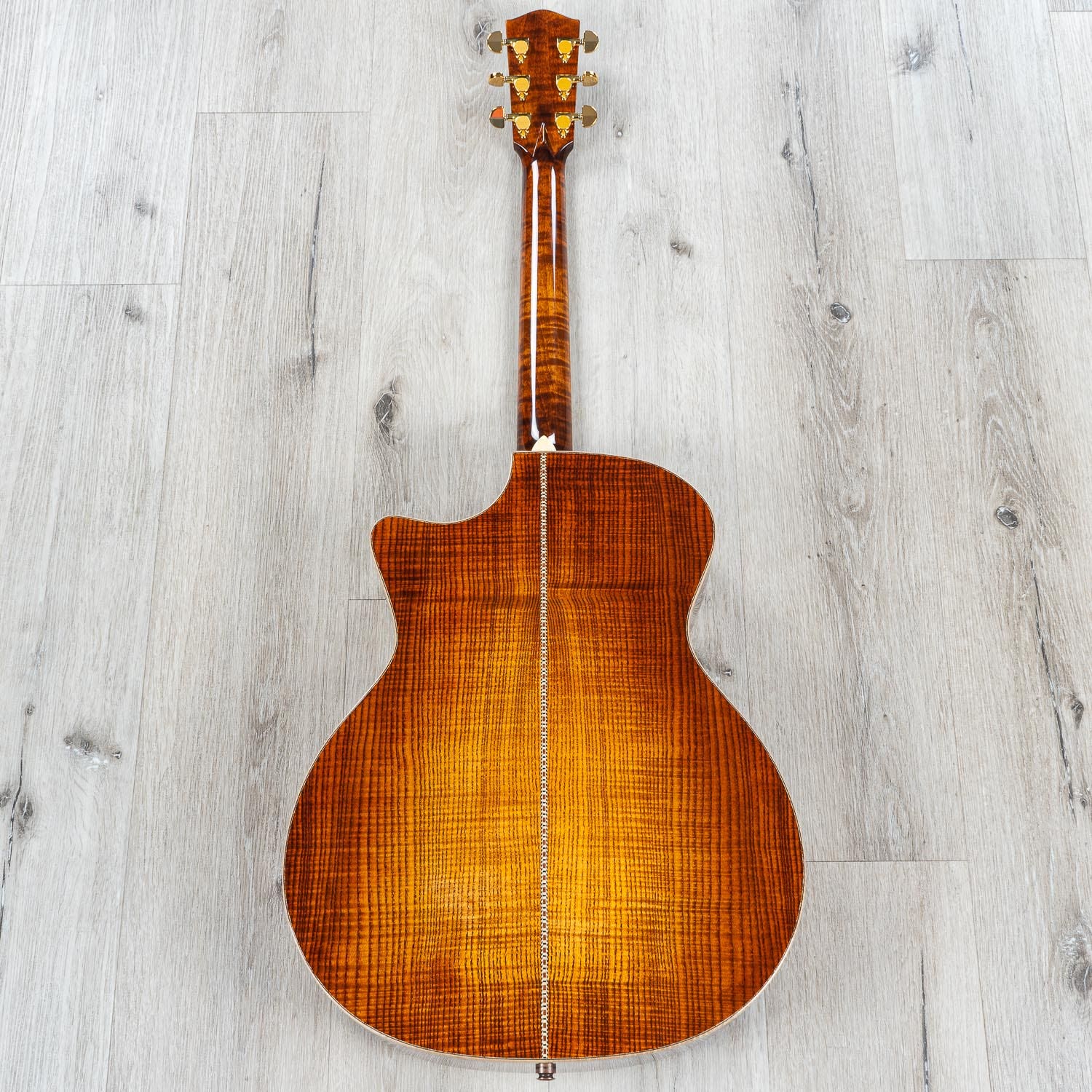 Eastman AC622CE Acoustic Electric Guitar, Ebony board, Solid European Spruce Top
