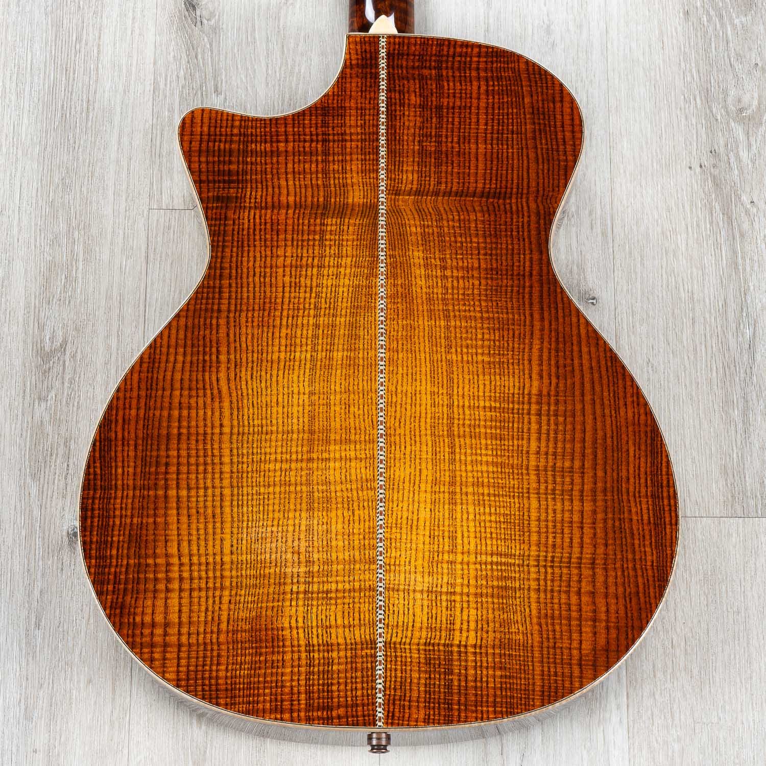 Eastman AC622CE Acoustic Electric Guitar, Ebony board, Solid European Spruce Top