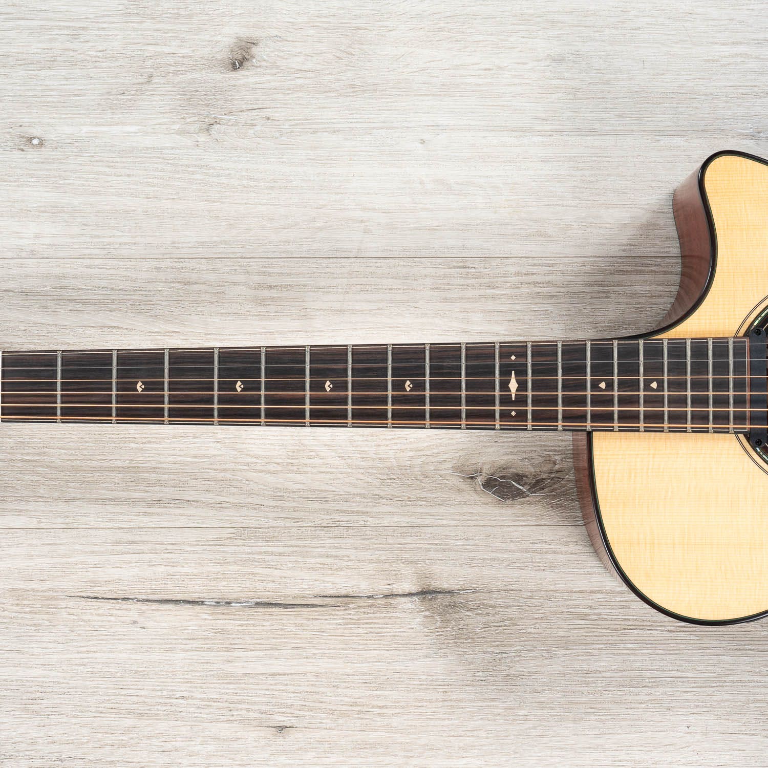 Ibanez AE410 AE Acoustic-Electric Guitar, Macassar Ebony Fingerboard, Solid Sitka Spruce Top