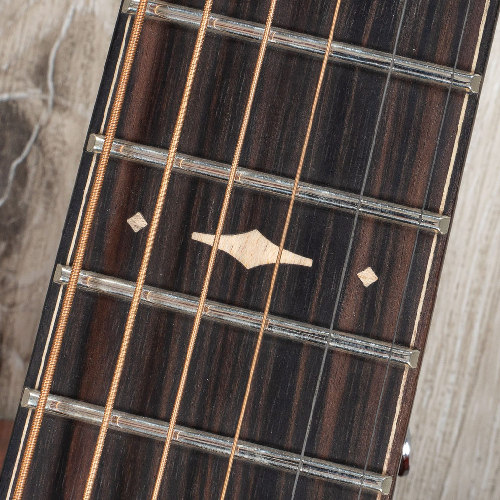Ibanez AE410 AE Acoustic-Electric Guitar, Macassar Ebony Fingerboard, Solid Sitka Spruce Top
