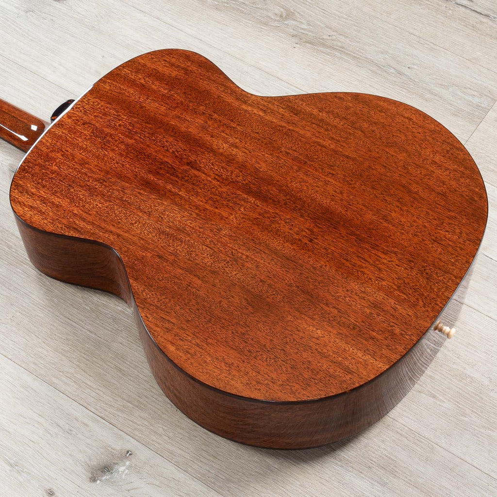 Guild F-40 Standard Jumbo Acoustic Guitar, Rosewood Fretboard, Natural