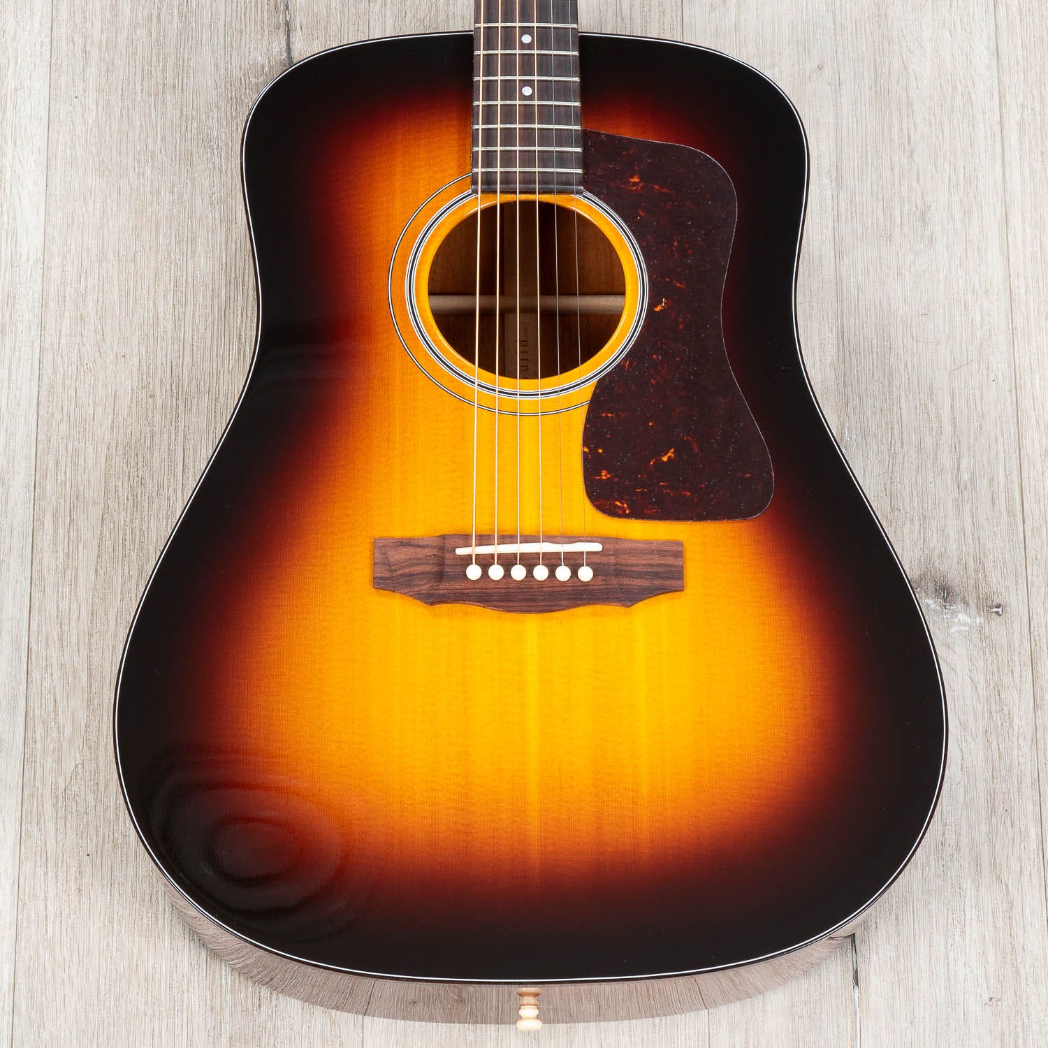 Guild D-40 Traditional Dreadnought Acoustic Guitar, Mahogany Back & Sides, Antique Burst