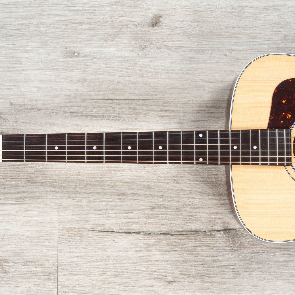 Guild D-40 Standard Dreadnought Acoustic Guitar, Mahogany Back & Sides, Natural Vintage Gloss