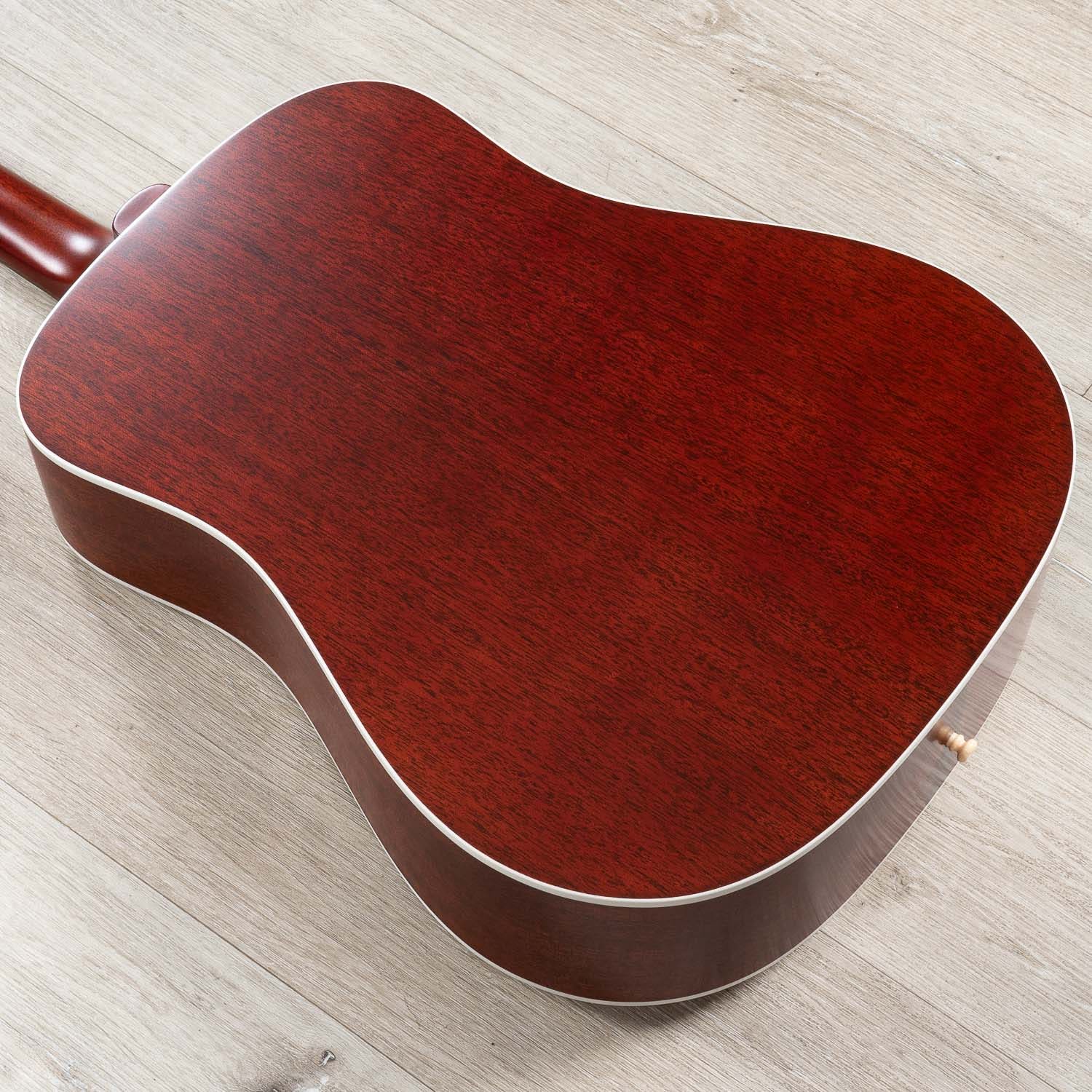 Guild D-40 Standard Dreadnought Acoustic Guitar, Mahogany Back & Sides, Natural Vintage Gloss