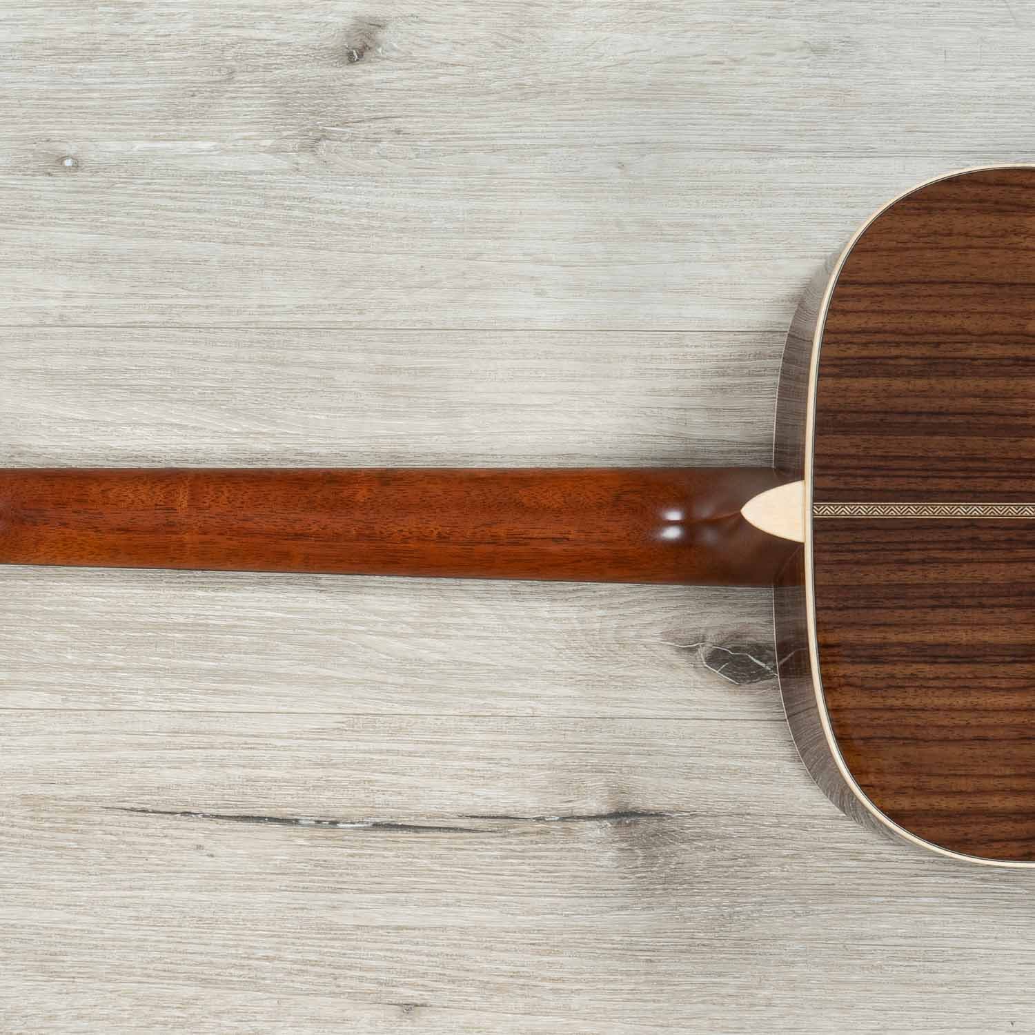 Martin Guitars D-28 Modern Deluxe Acoustic Guitar, Rosewood Back & Sides, Sitka Spruce Top