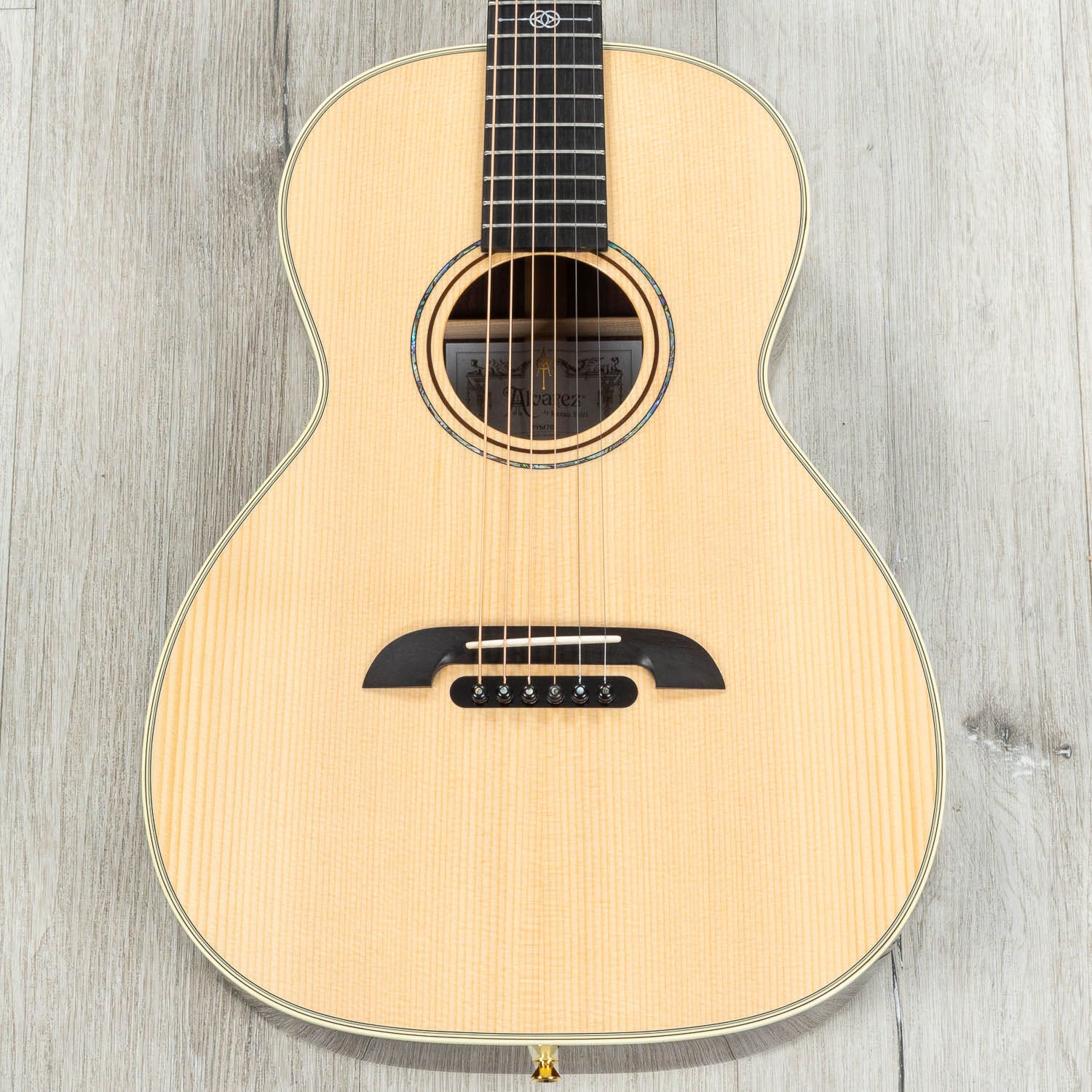 Alvarez Yairi Masterworks PYM70 Acoustic Parlor Guitar, Solid AAA Sitka Spruce Top