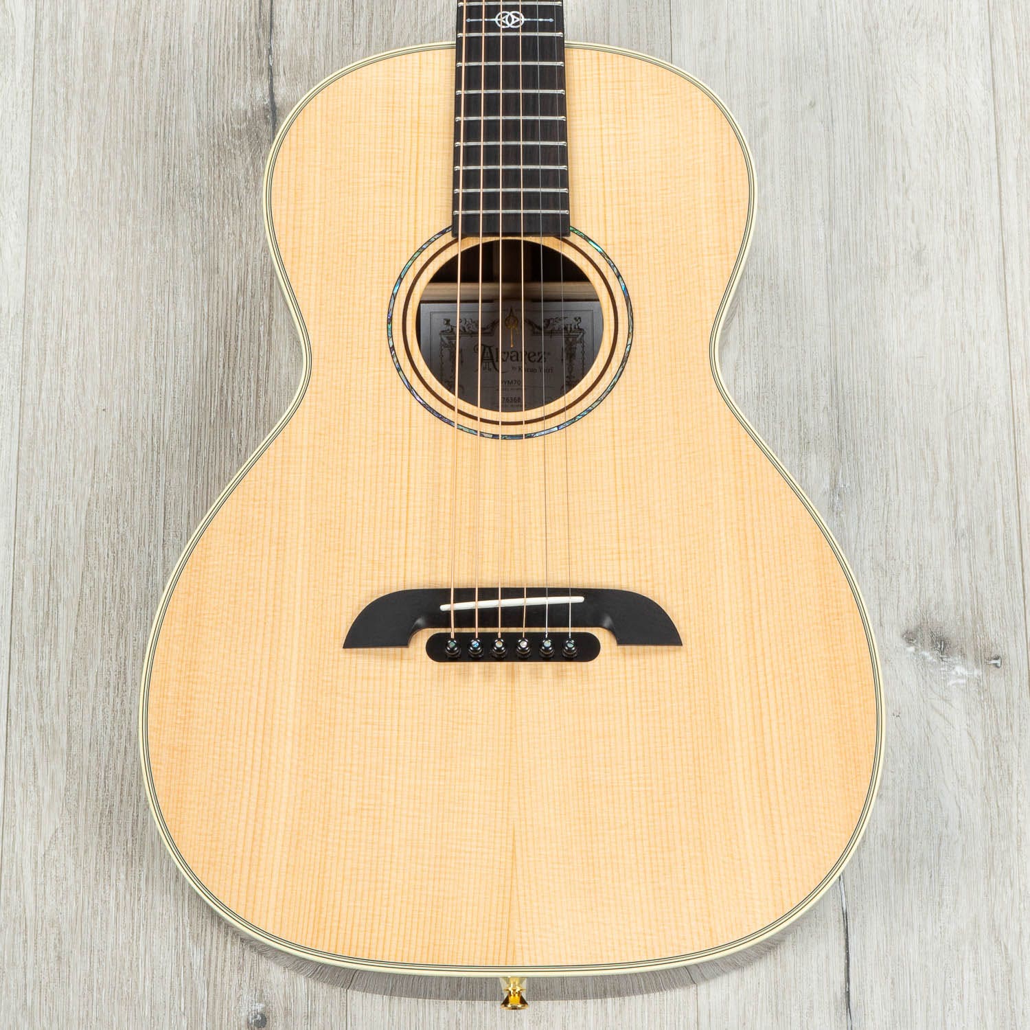 Alvarez Yairi Masterworks PYM70 Parlor Acoustic Guitar, Solid AAA Sitka Spruce