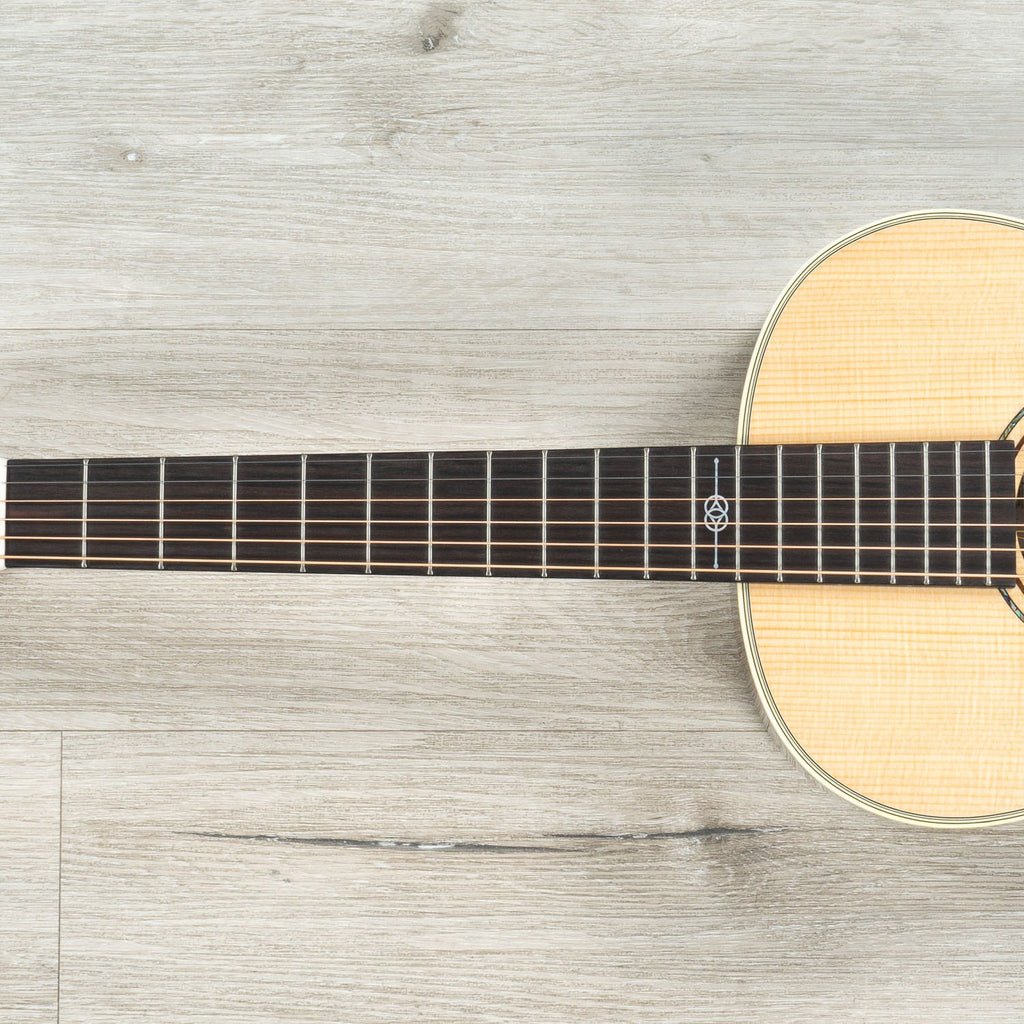 Alvarez Yairi Masterworks PYM70 Parlor Acoustic Guitar, Solid AAA Sitka Spruce