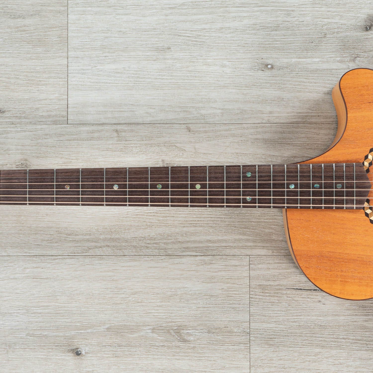 Cole Clark SRAN Grand Auditorium SRAN2EC-MMAH-R Acoustic-Electric Guitar, Mahogany Top, Back & Sides