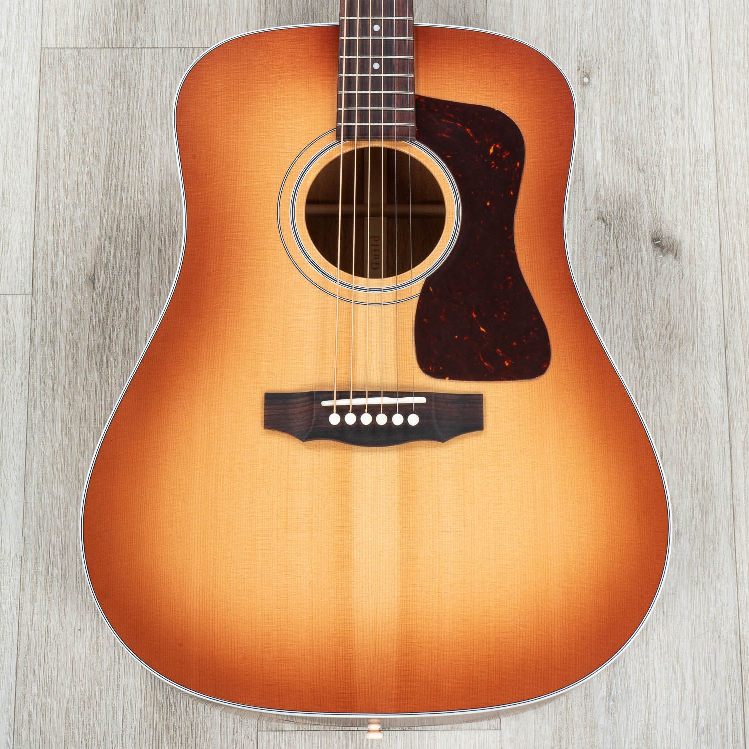 Guild D-40 Standard Dreadnought Acoustic Guitar, Rosewood Fretboard, Pacific Sunset Burst