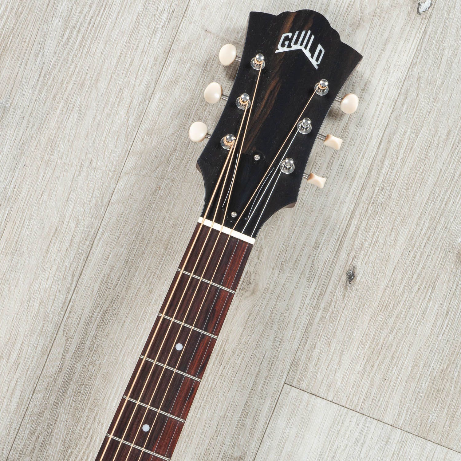 Guild D-40 Standard Dreadnought Acoustic Guitar, Rosewood Fretboard, Pacific Sunset Burst