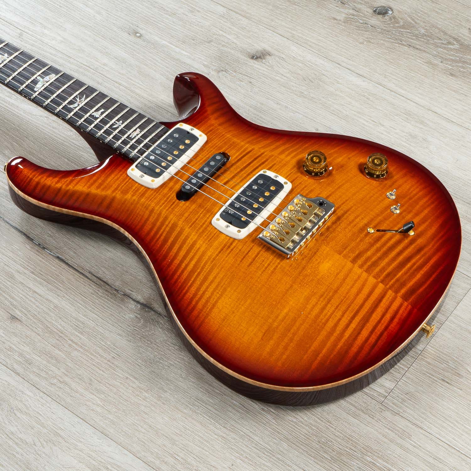 PRS Paul Reed Smith Modern Eagle V 10-Top Guitar, Rosewood Fretboard, Wing Tuners, Dark Cherry Sunburst