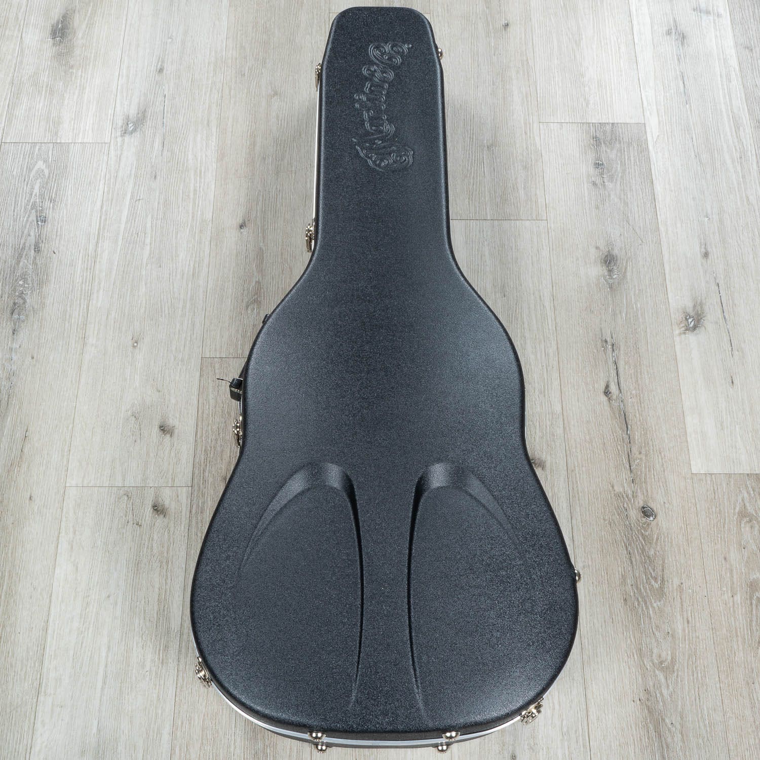 Martin Standard Series D-18 Dreadnought Acoustic Guitar, Mahogany Back & Sides, Spruce Aging Toner