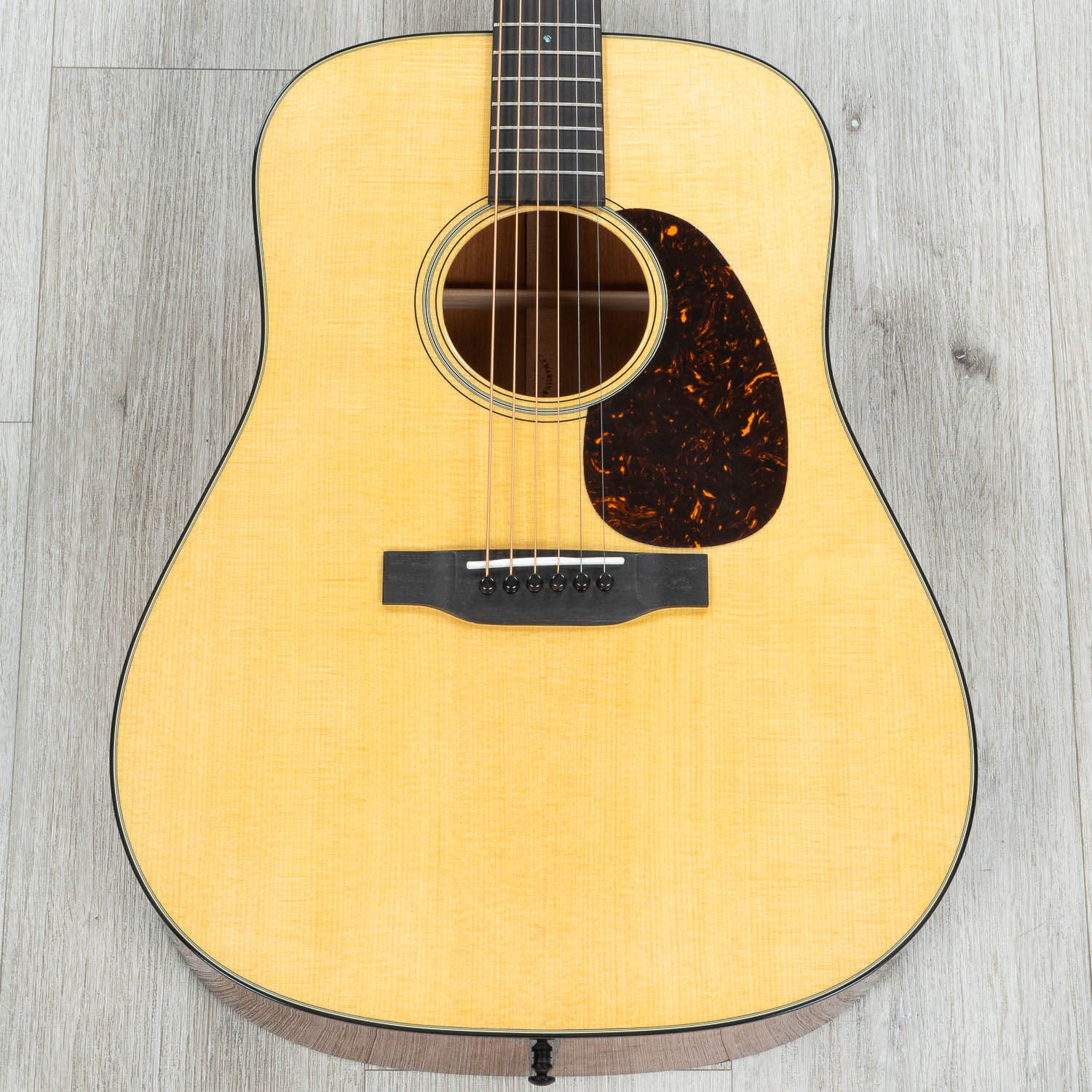 Martin Standard Series D-18 Dreadnought Acoustic Guitar, Mahogany Back & Sides, Spruce Aging Toner
