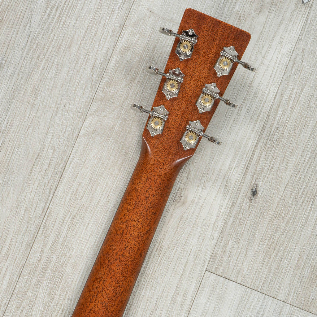 Martin Standard Series D-18 Dreadnought Acoustic Guitar, Mahogany Back & Sides, Spruce Aging Toner