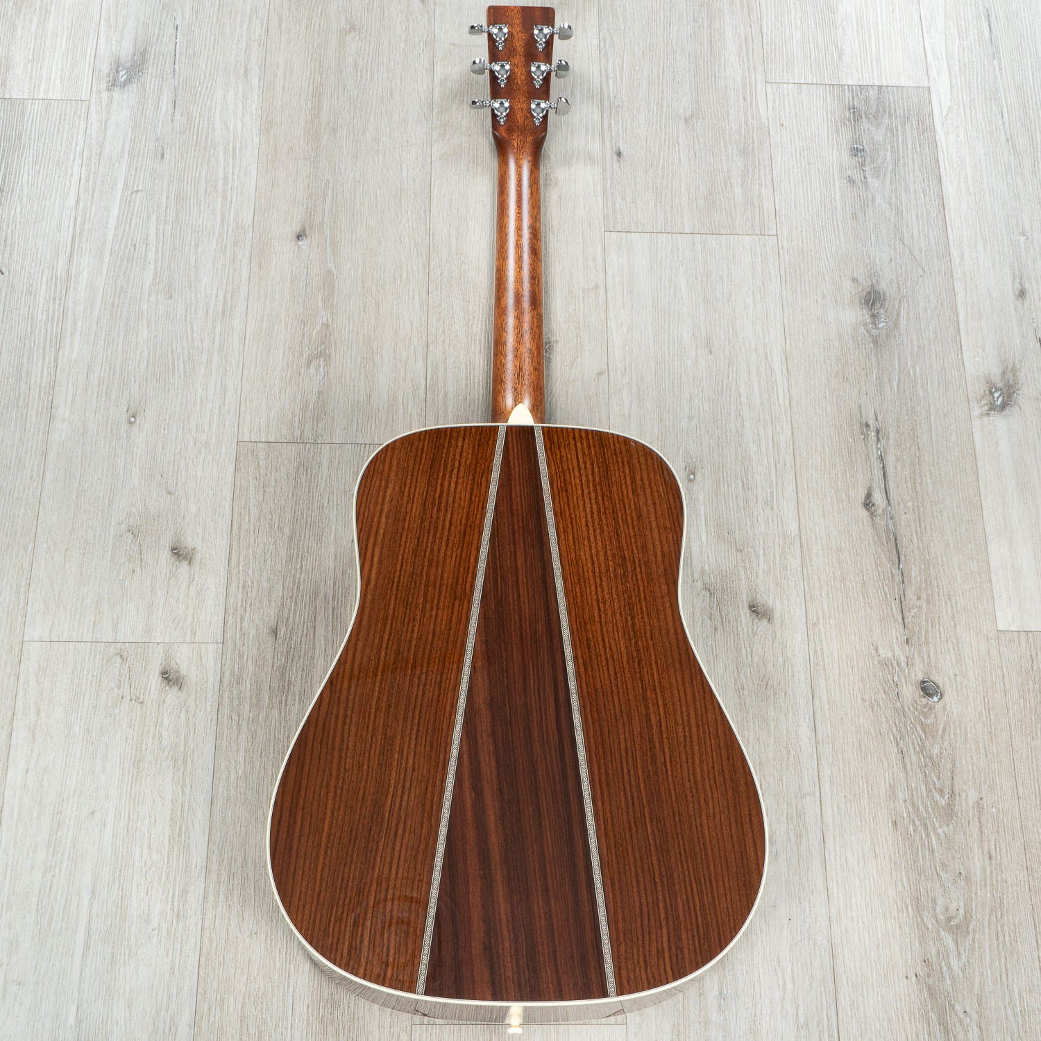 Martin Standard Series HD-35 Dreadnought Acoustic Guitar, Rosewood Back & Sides, Spruce Aging Toner