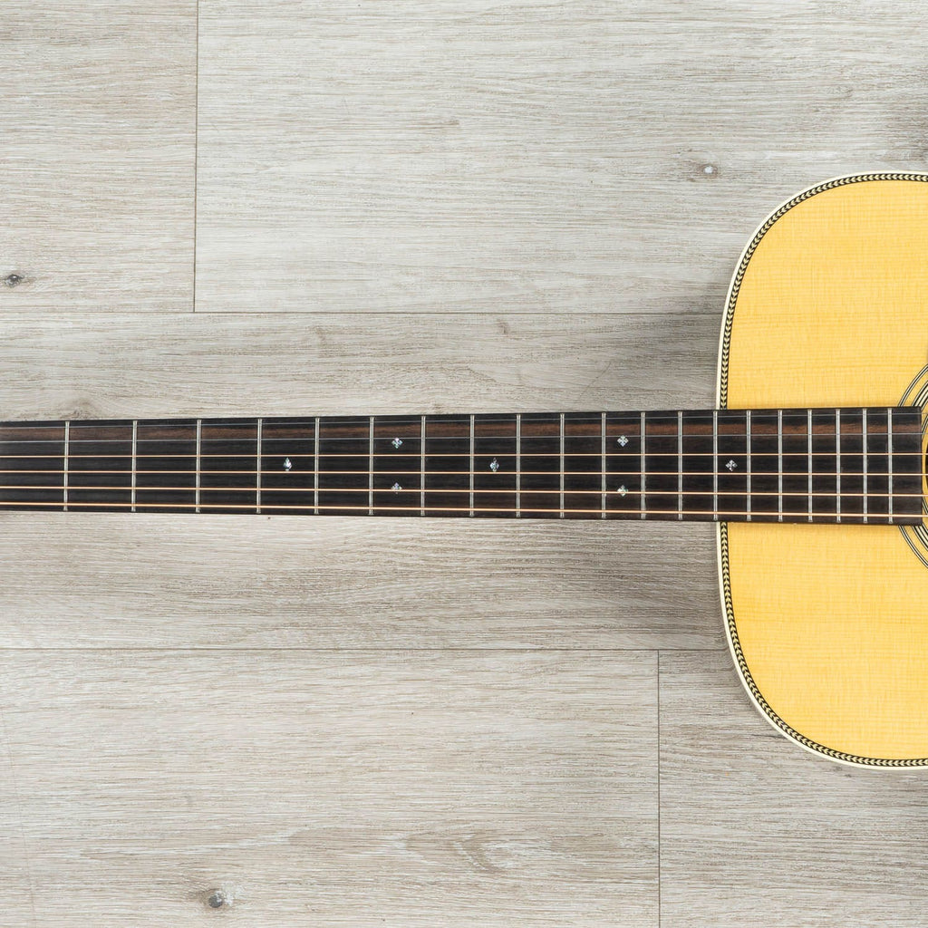 Martin Standard Series HD-28E Dreadnought Acoustic-Electric Guitar, Rosewood Back & Sides, Spruce Aging Toner