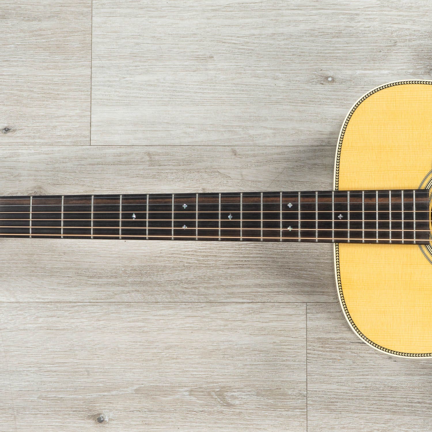 Martin Standard Series HD-28E Dreadnought Acoustic-Electric Guitar, Rosewood Back & Sides, Spruce Aging Toner