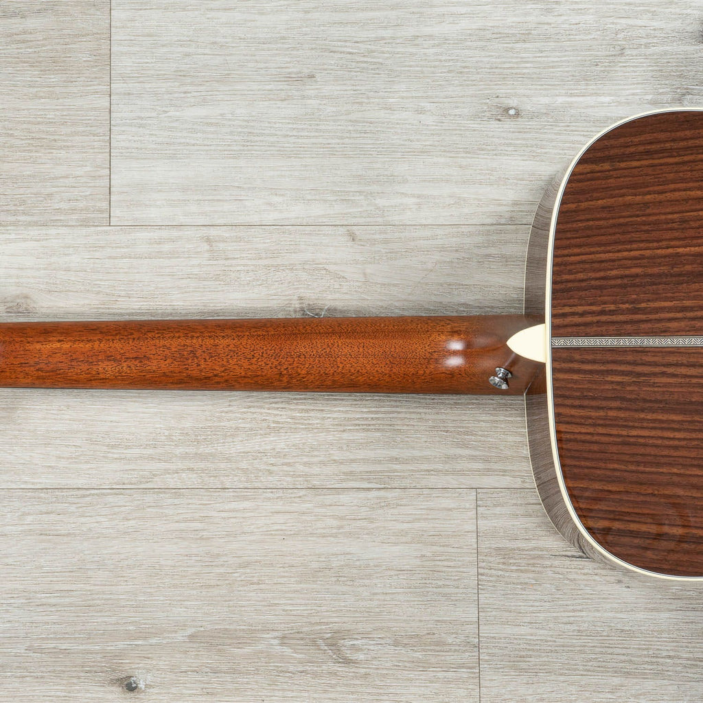Martin Standard Series HD-28E Dreadnought Acoustic-Electric Guitar, Rosewood Back & Sides, Spruce Aging Toner