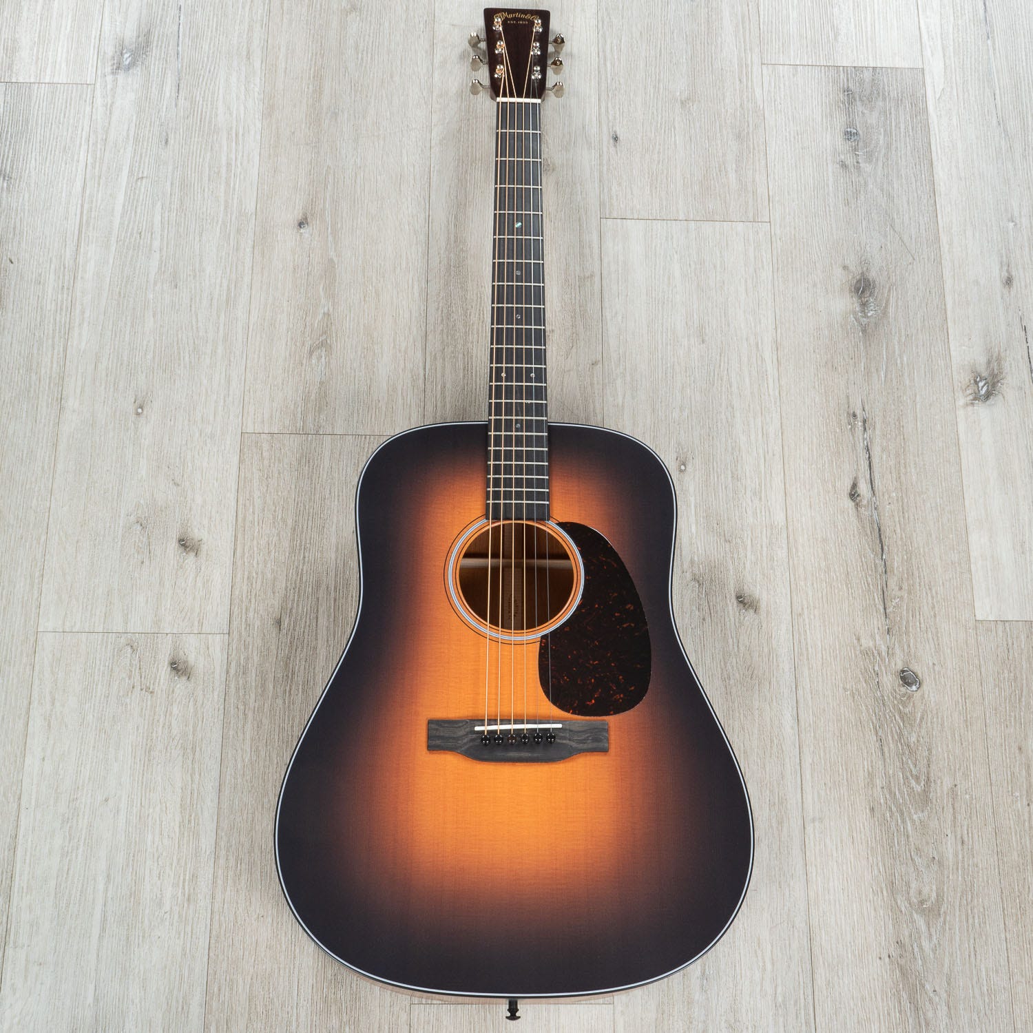 Martin Standard Series D-18 Dreadnought Acoustic Guitar, Mahogany & Spruce, Satin 1935 Sunburst