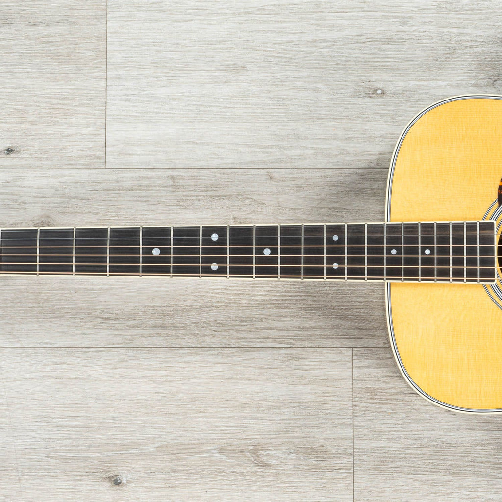 Martin Standard Series D-35 Dreadnought Acoustic Guitar, Rosewood Back & Sides, Spruce Aging Toner
