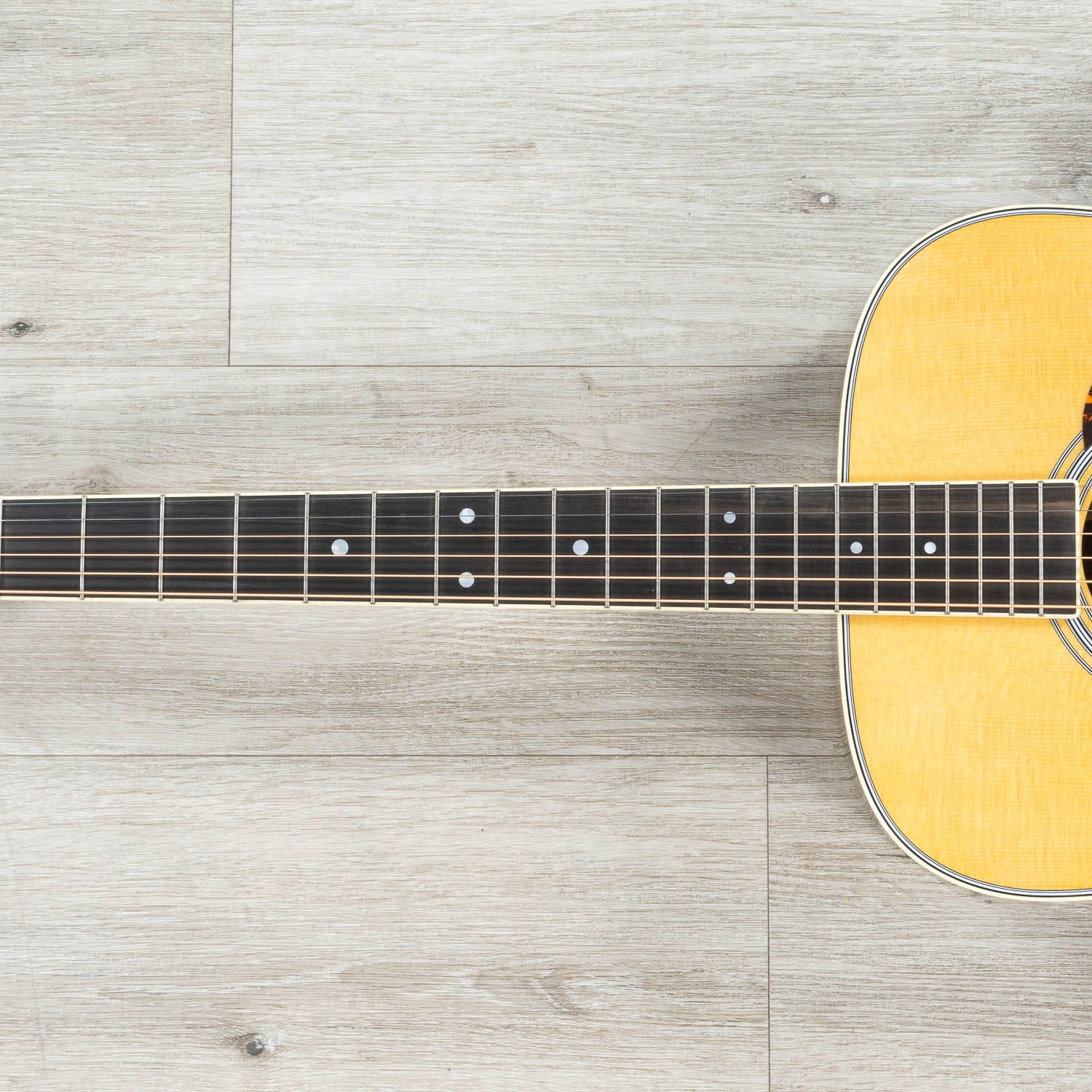 Martin Standard Series D-35 Dreadnought Acoustic Guitar, Rosewood Back & Sides, Spruce Aging Toner