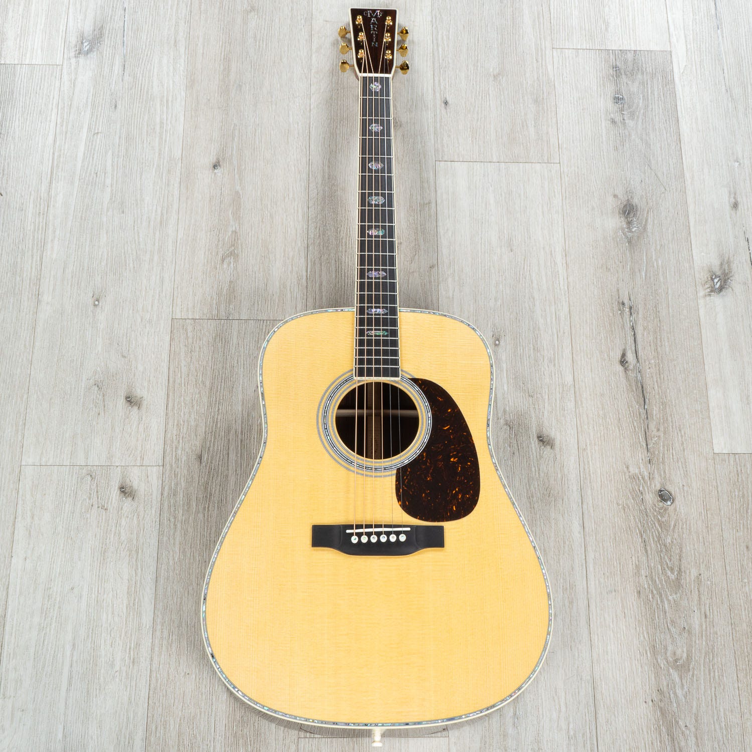 Martin Standard Series D-41 Dreadnought Acoustic Guitar, Rosewood Back & Sides, Spruce Aging Toner