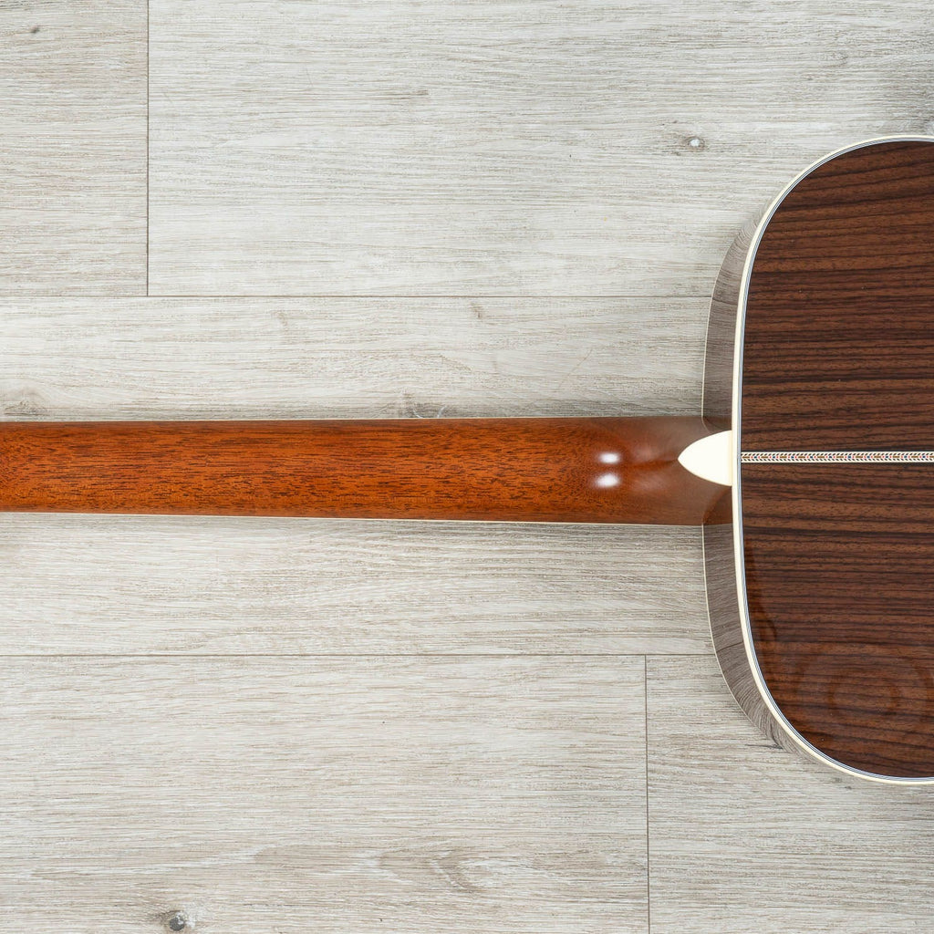 Martin Standard Series J-40 Jumbo Acoustic Guitar, Rosewood Back & Sides, Spruce Aging Toner
