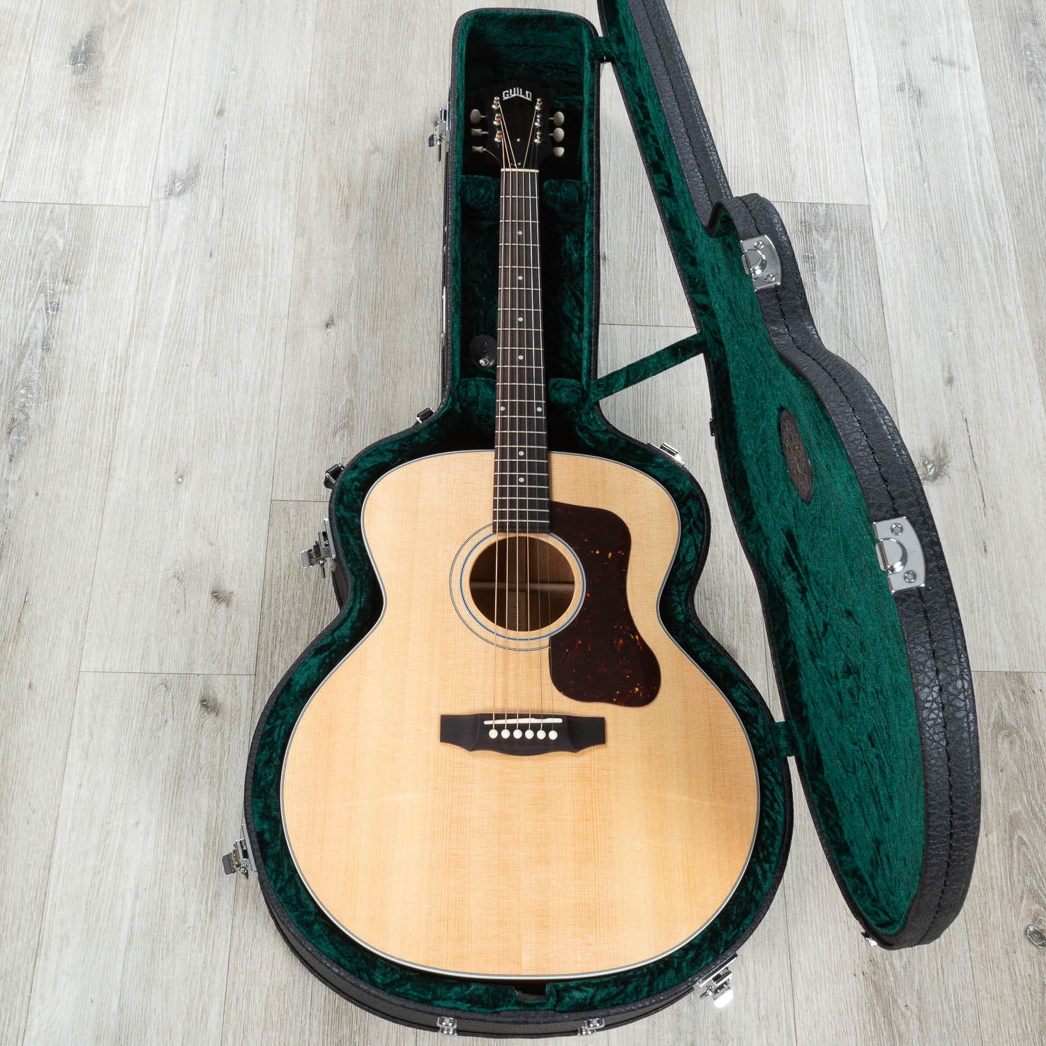 Guild USA F-40 Standard Jumbo Acoustic Guitar, Rosewood Fretboard, Vintage Natural Gloss