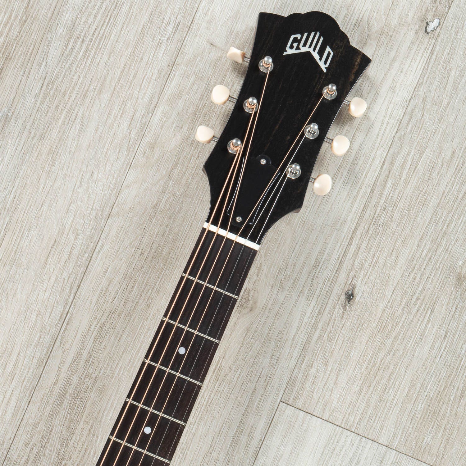 Guild USA F-40 Standard Jumbo Acoustic Guitar, Rosewood Fretboard, Vintage Pacific Sunset Burst Gloss