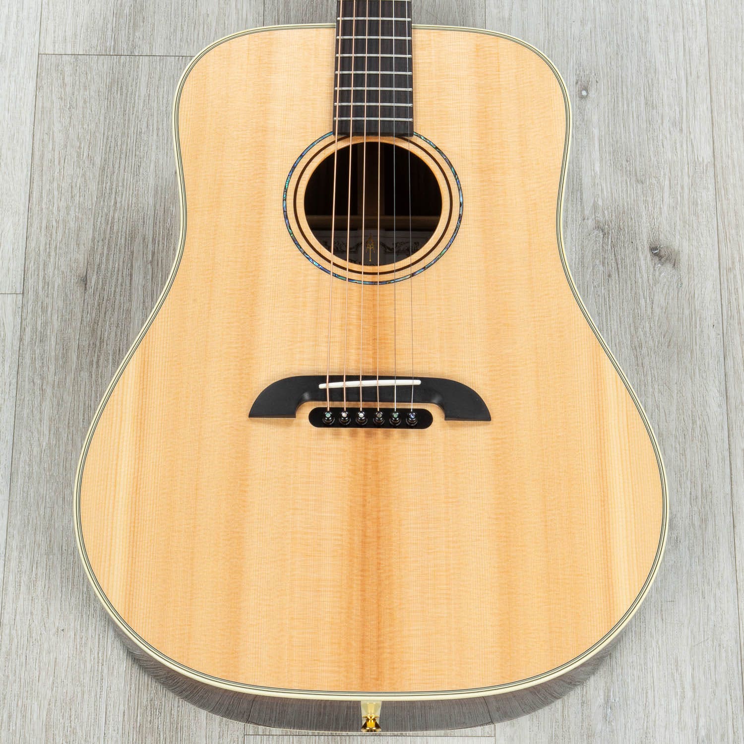 Alvarez DYM70 Yairi Masterworks Dreadnought Acoustic Guitar, Solid AAA Sitka Spruce Top, Natural