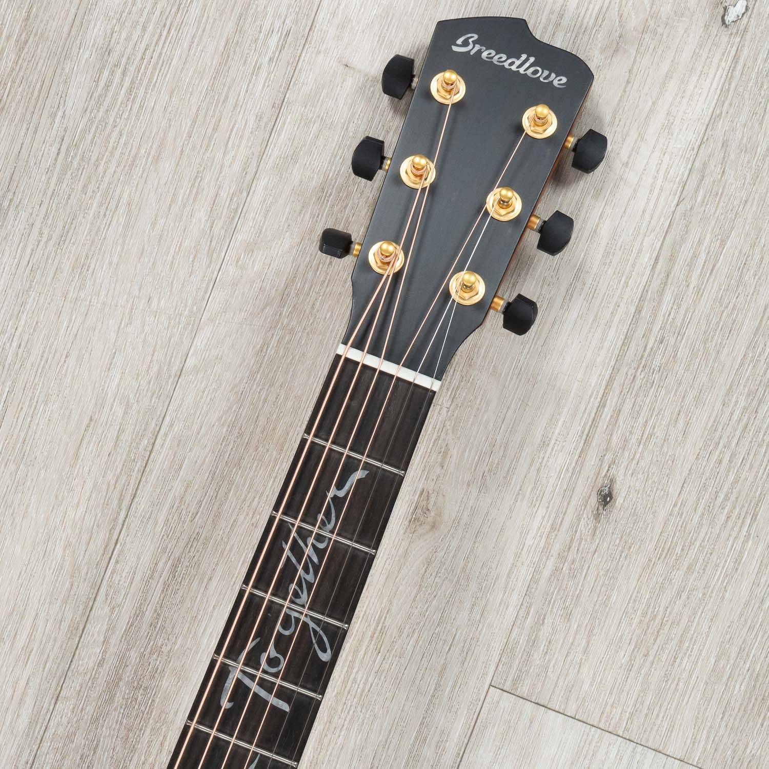 Breedlove Jeff Bridges Signature Oregon Dreadnought Concerto CE Acoustic-Electric Guitar, Bourbon Burst