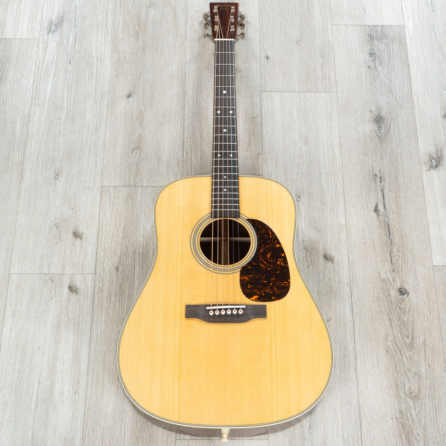 Martin Standard Series D-28 Dreadnought Acoustic Guitar, Rosewood Sides & Back, Spruce Aging Toner
