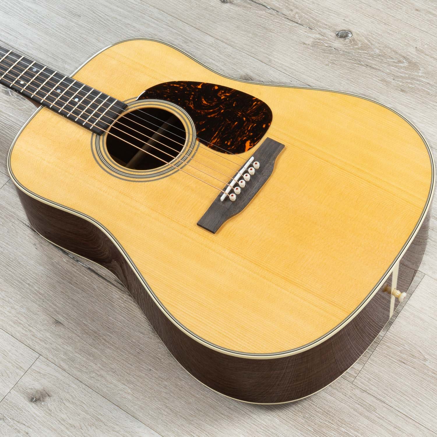 Martin Standard Series D-28 Dreadnought Acoustic Guitar, Rosewood Sides & Back, Spruce Aging Toner