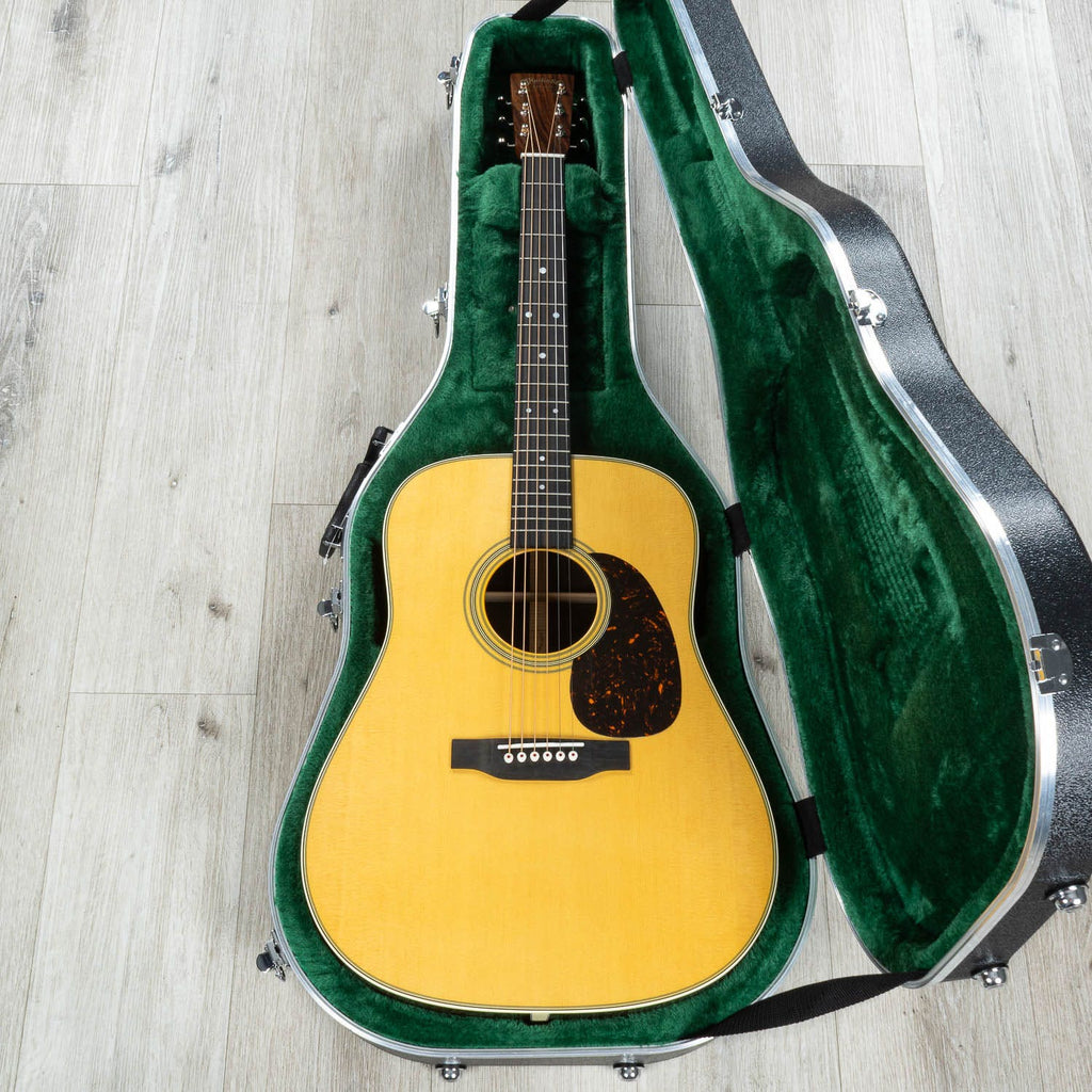 Martin Standard Series D-28 Dreadnought Acoustic Guitar, Rosewood Back & Sides, Spruce Aging Toner