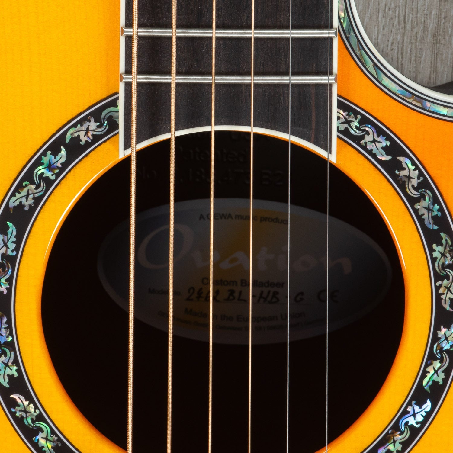 Ovation Pro Series 2762BL-HB-G Deep Contour Acoustic-Electric Guitar, Solid AAA Spruce, Honey Burst
